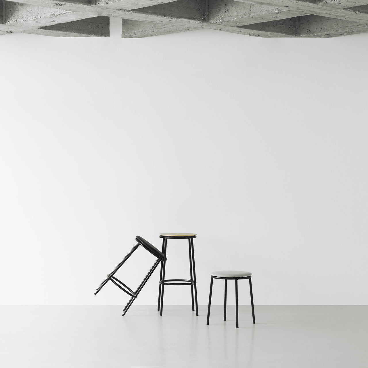 Circa Bar + Counter Stool