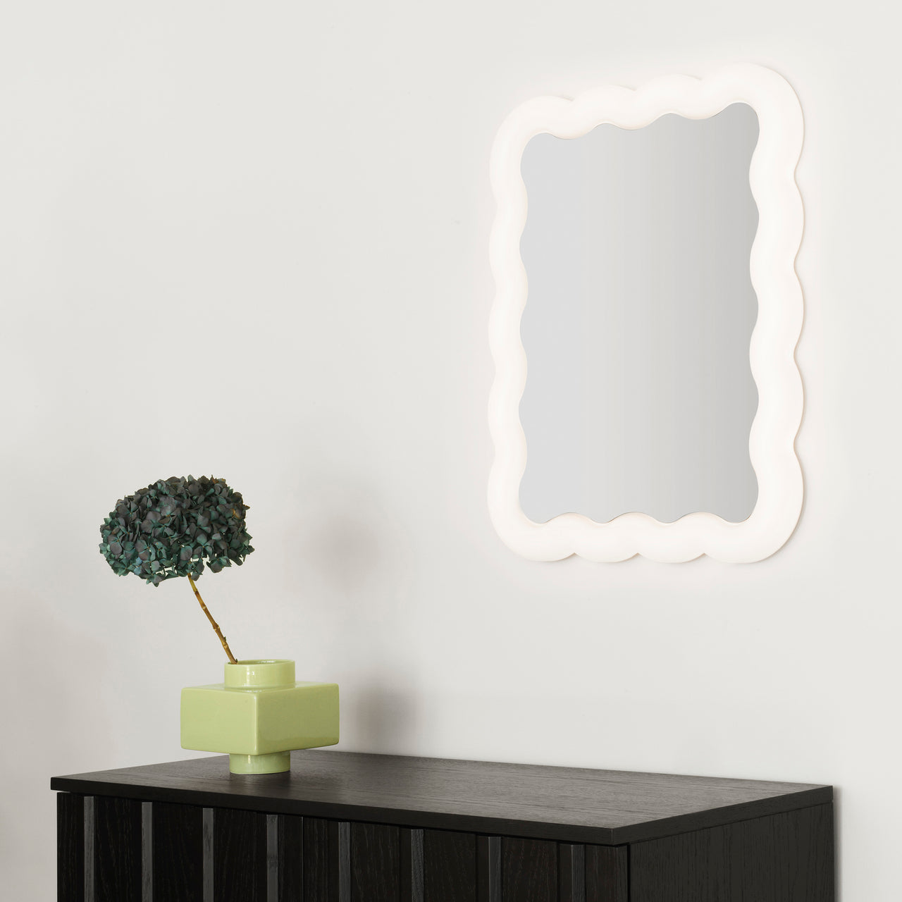 Illu Mirror