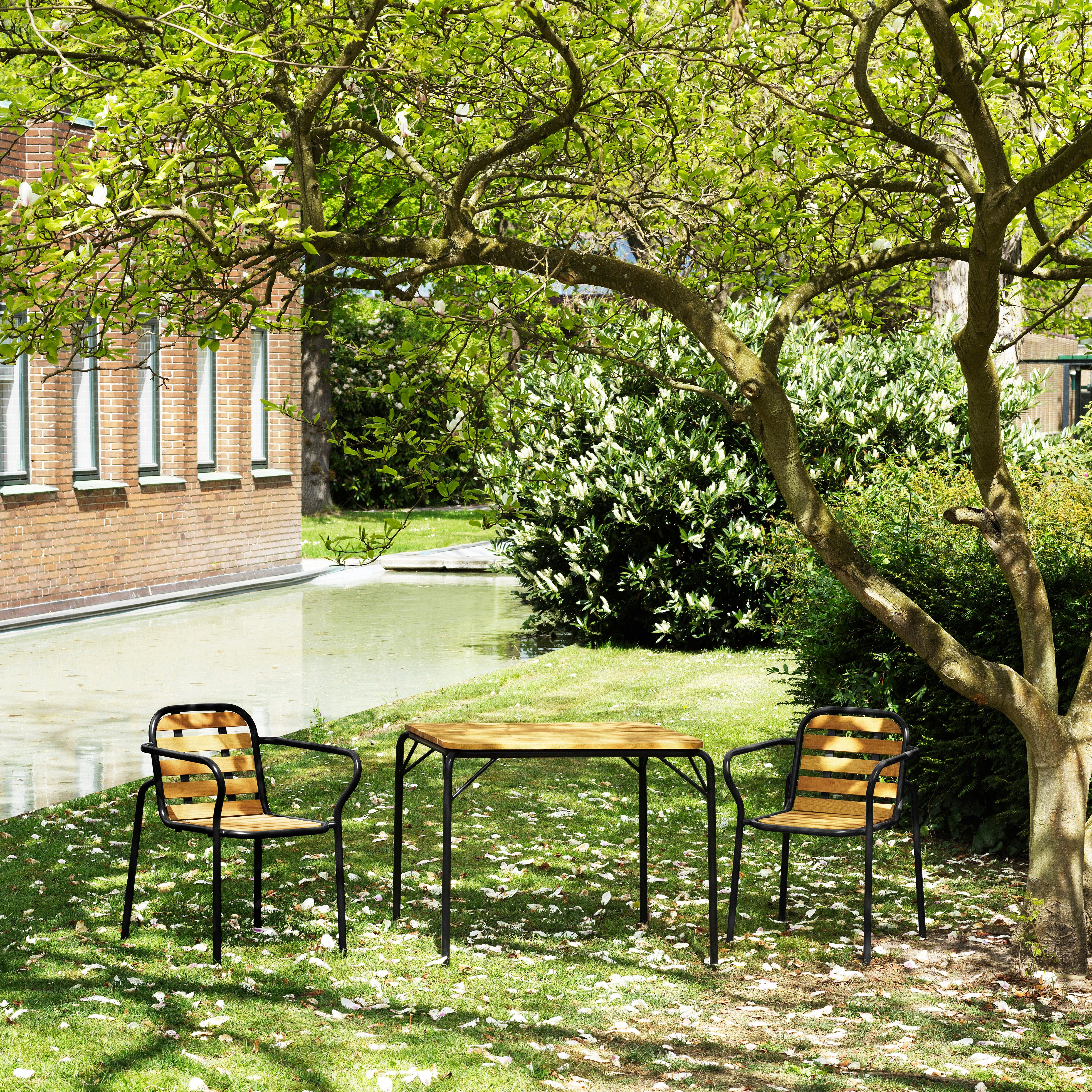Vig Stacking Armchair