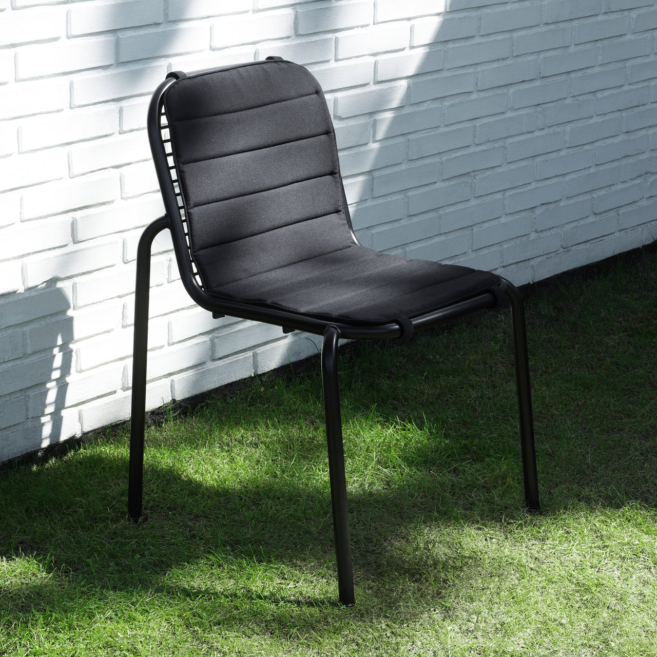 Vig Stacking Chair: Steel