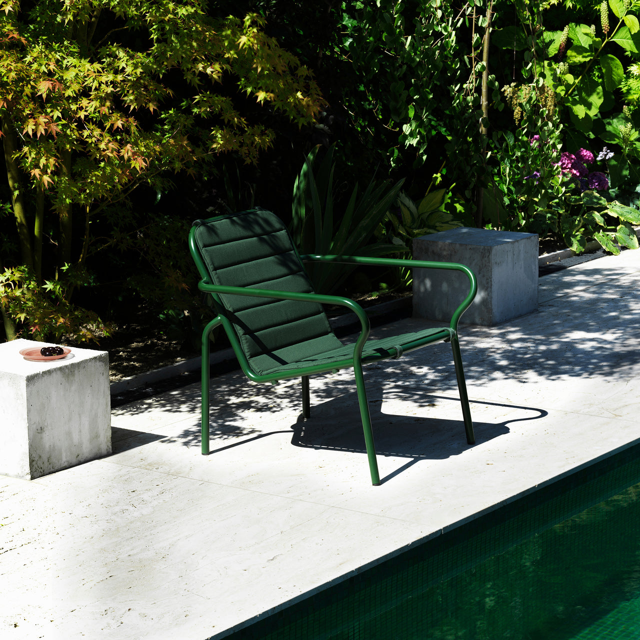Vig Stacking Lounge Chair: Steel