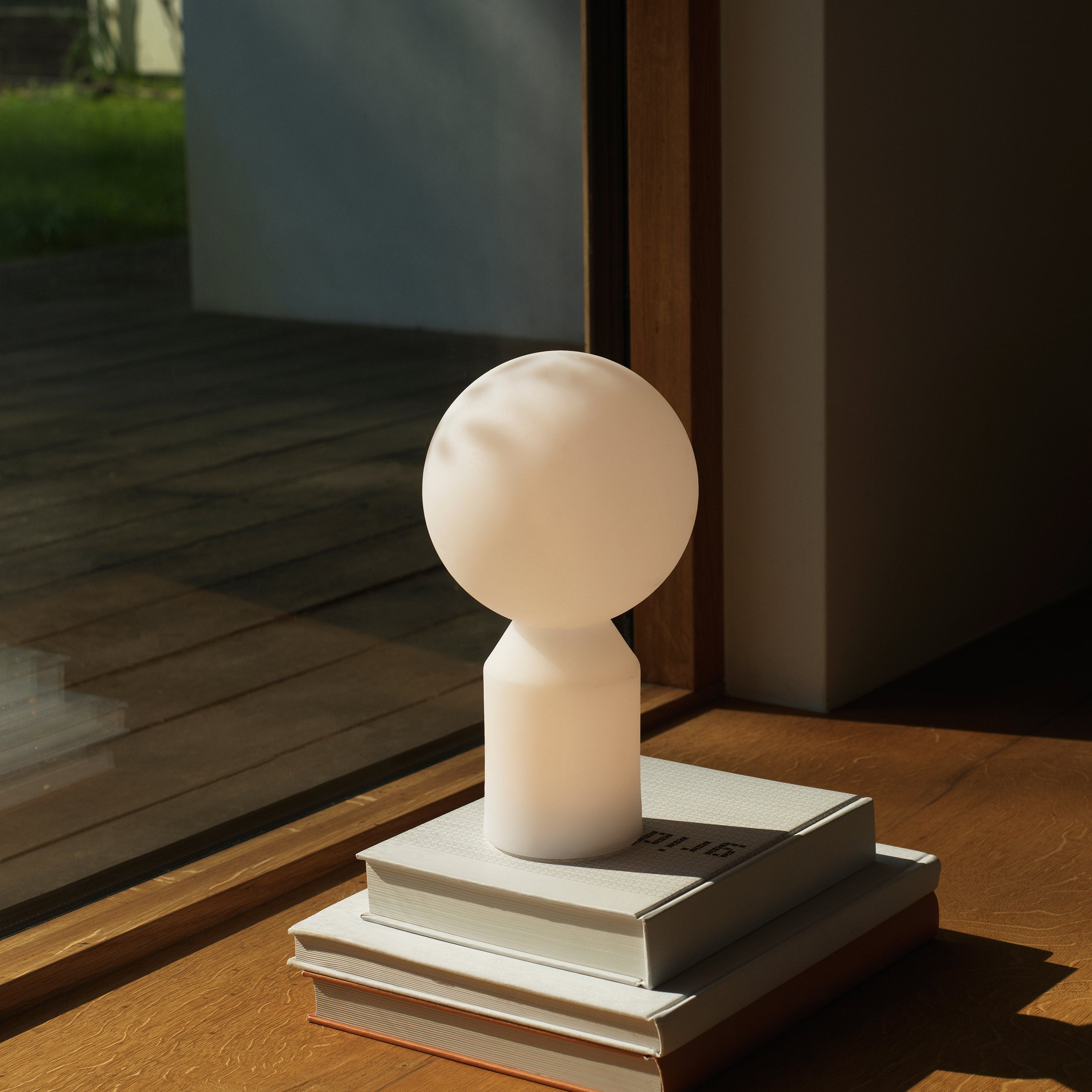 Yo Table Lamp