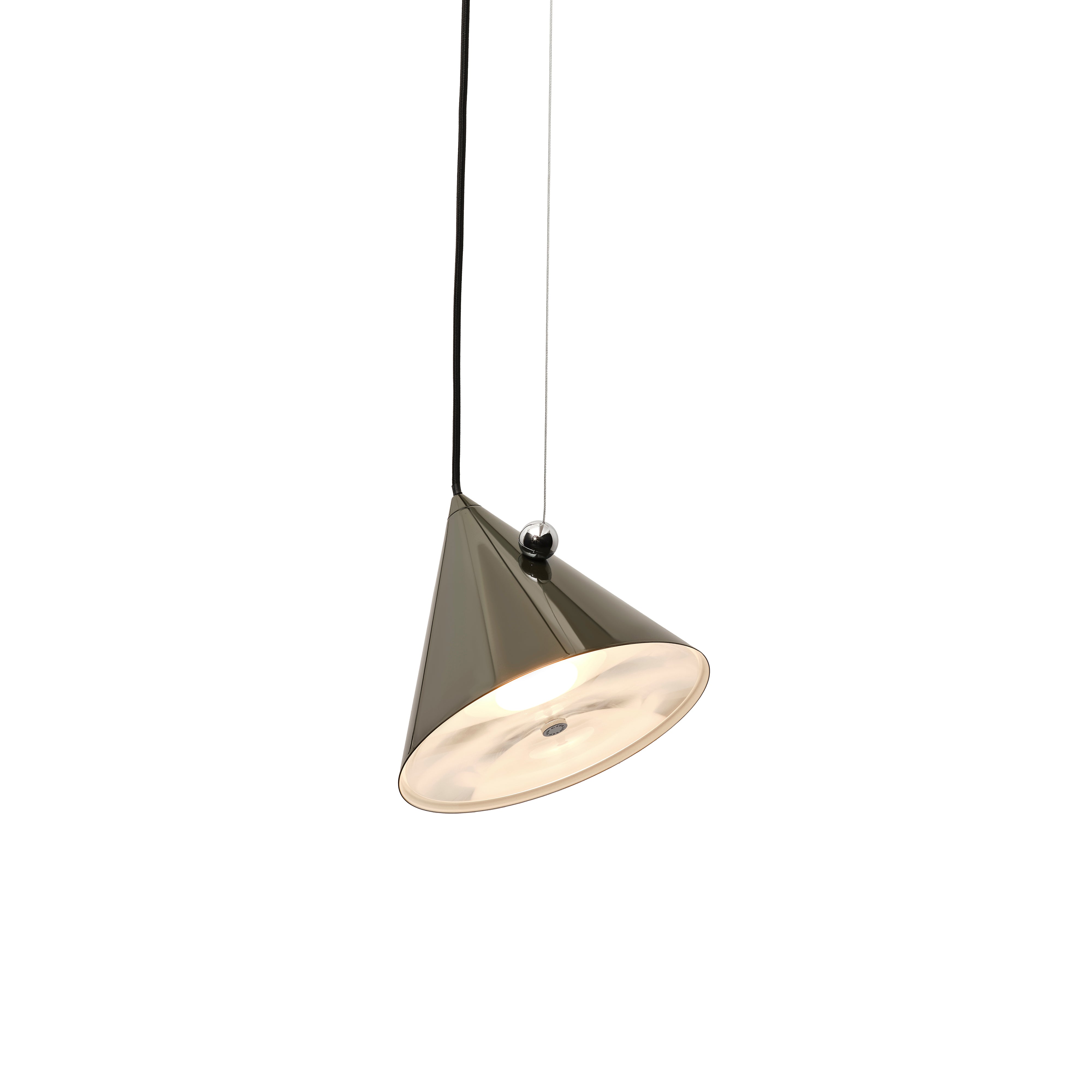 Pose Pendant: Small - 9.8