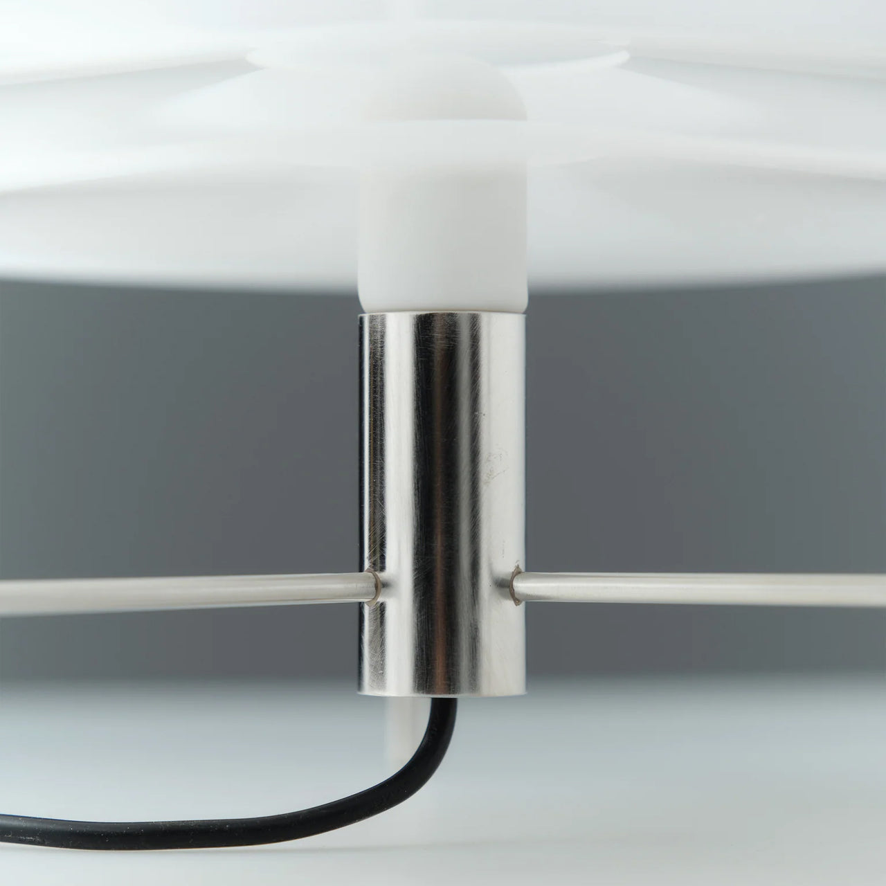 Topuro Table Lamp: Outdoor