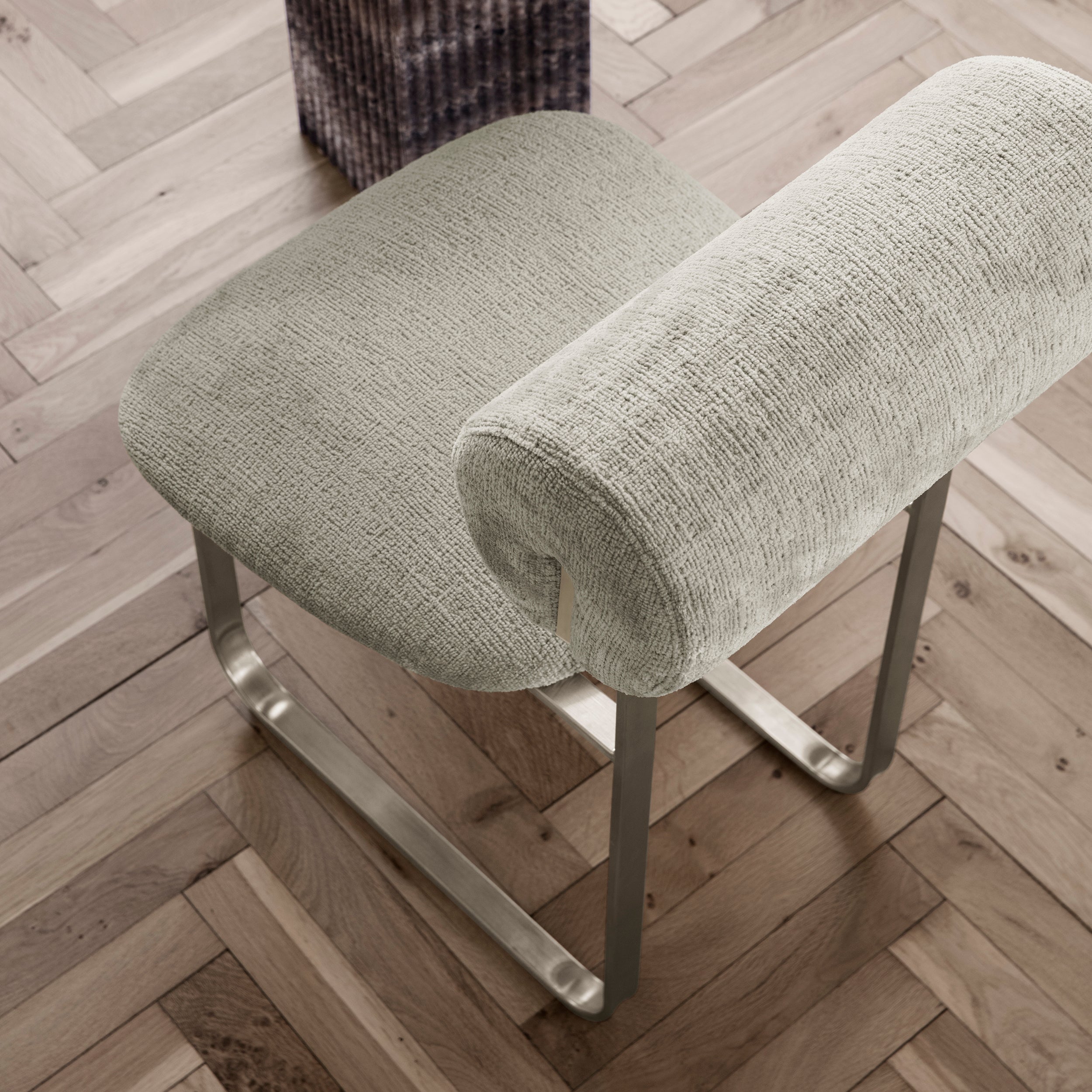 Hippo Chair Steel: Fully Upholstered