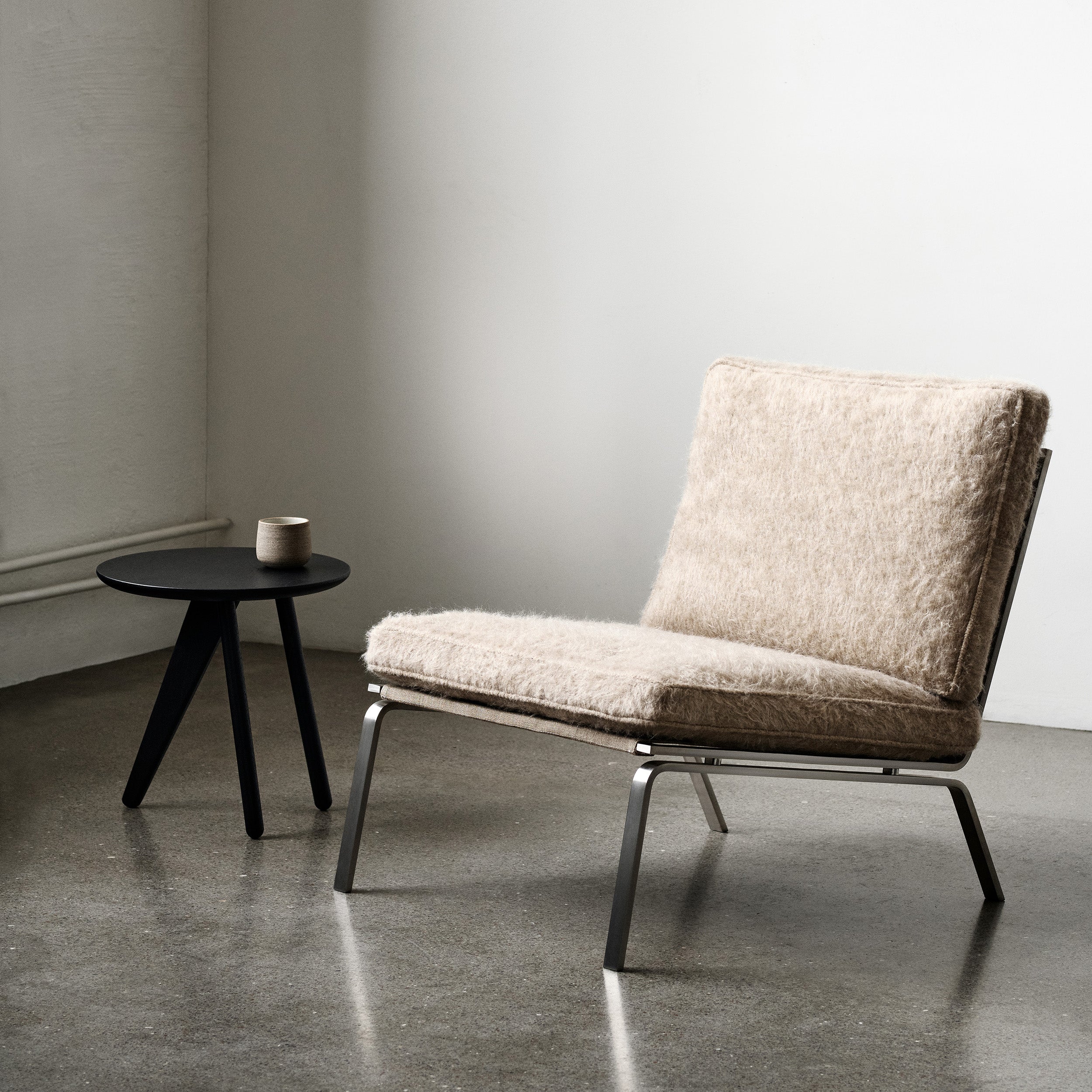 Fin Side Table