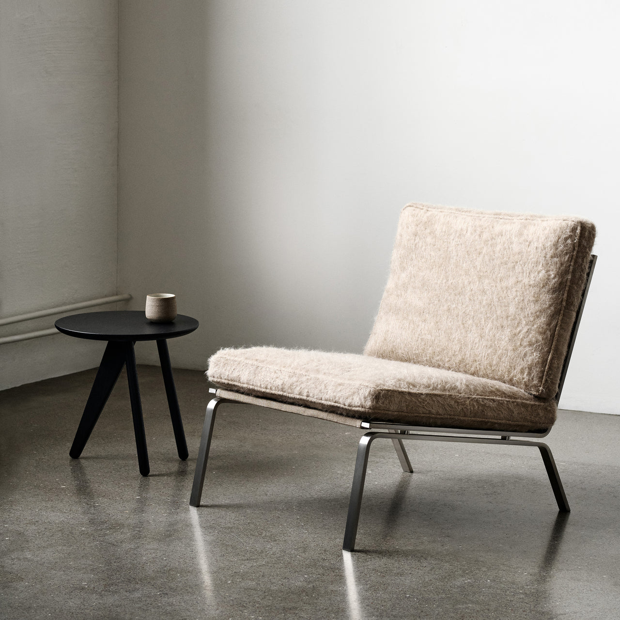 Fin Side Table