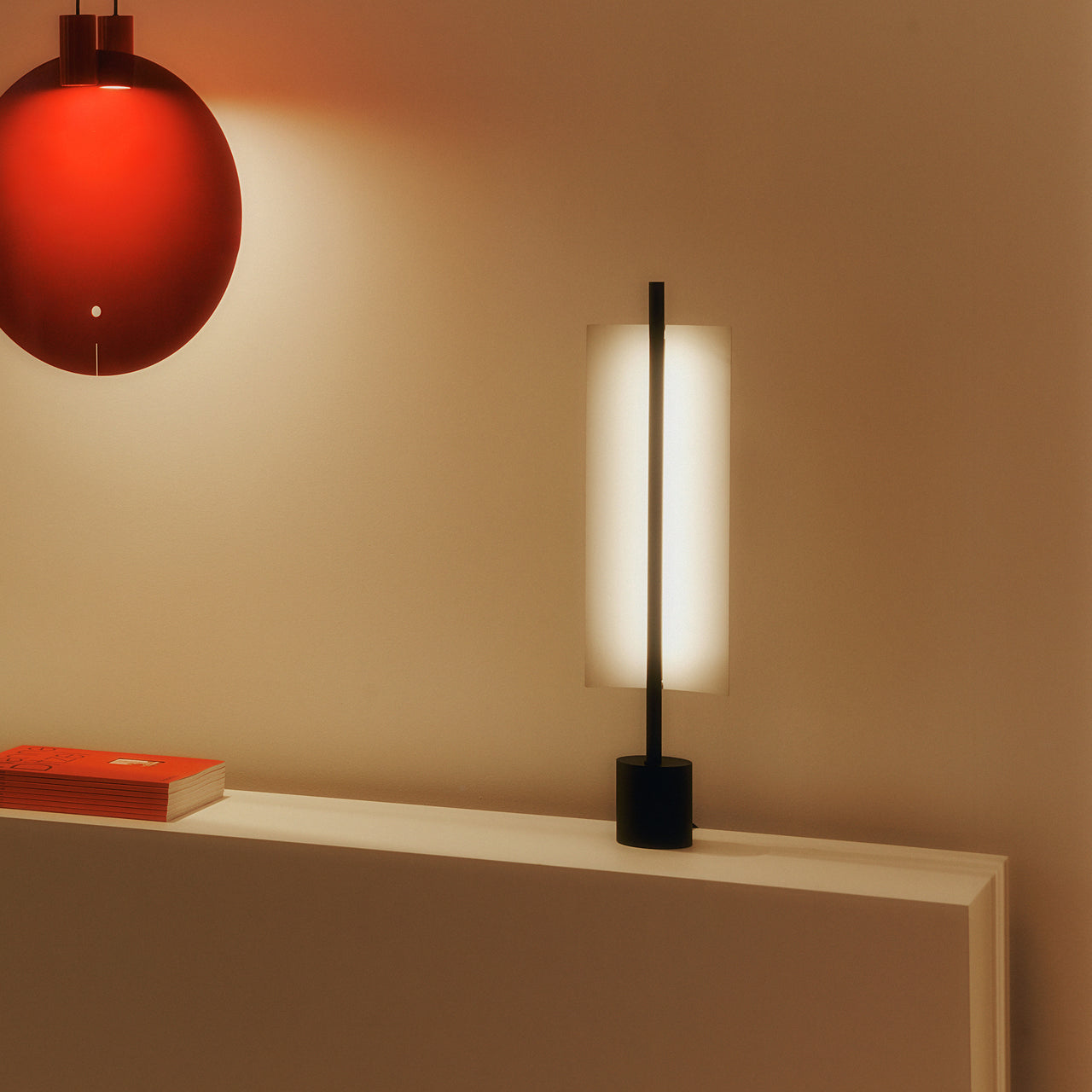 Lamina 45 Table Lamp