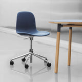Form Chair: Swivel 5W Gaslift Upholstered
