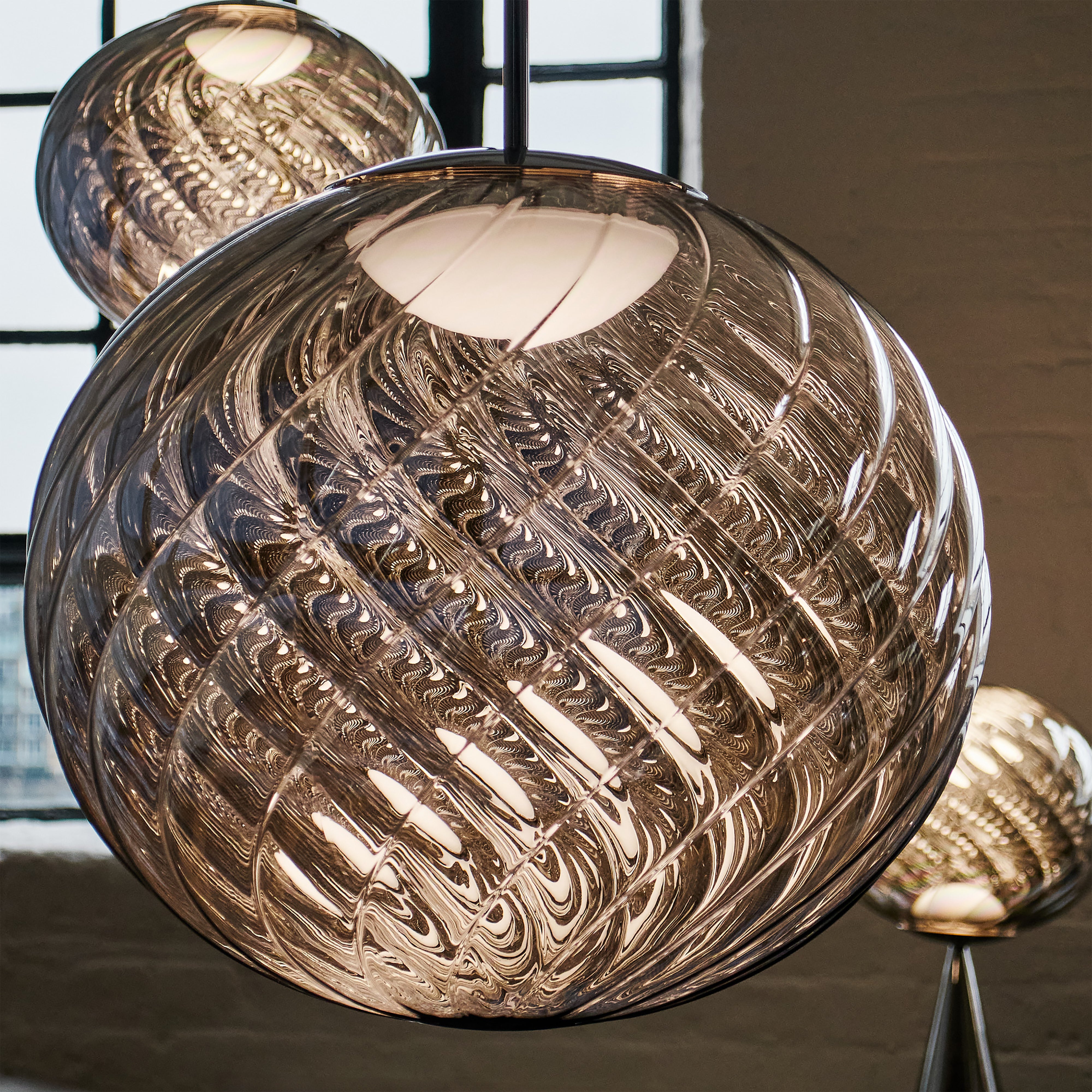 Whirl Pendant