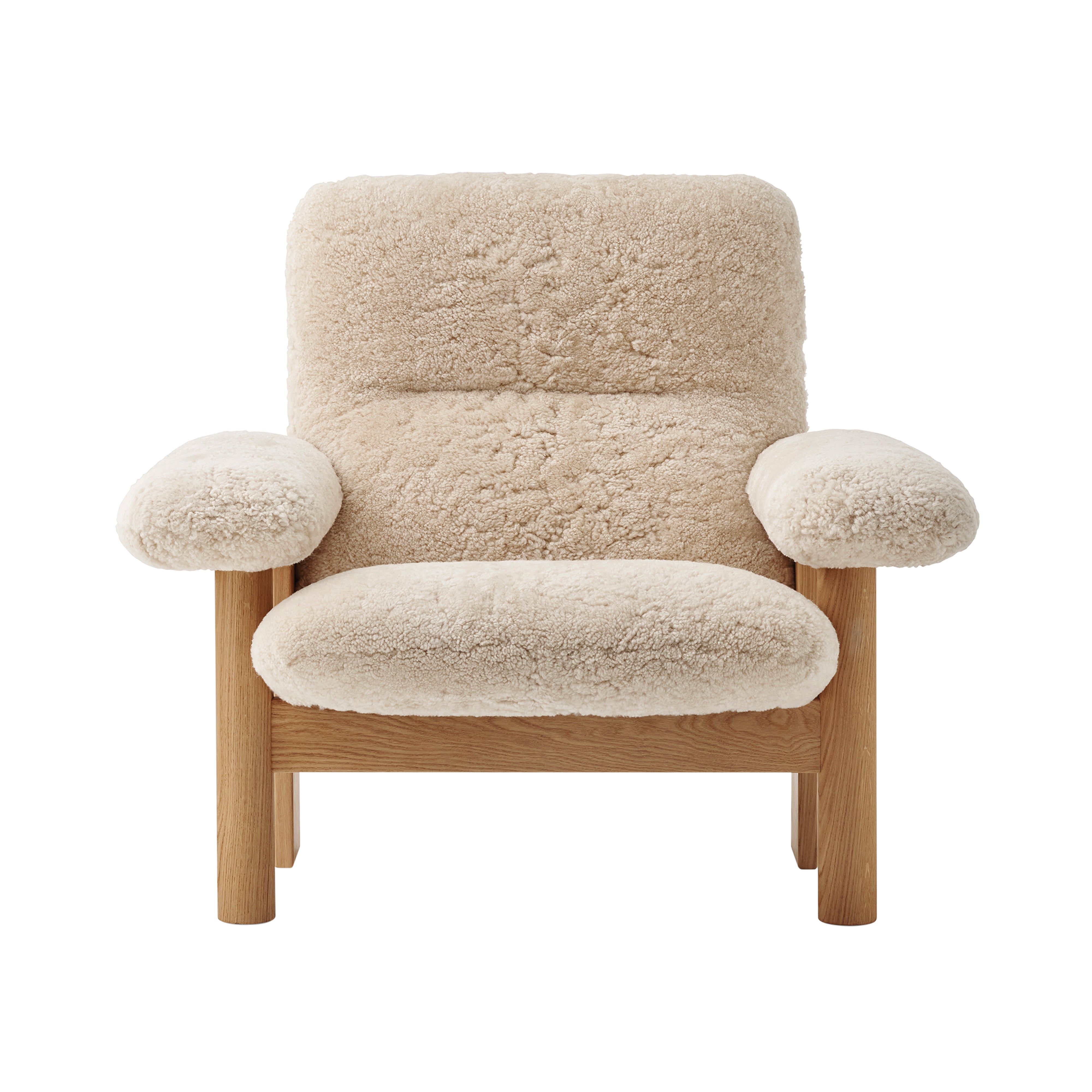 Brasília Lounge Chair: Upholstered + Natural Oak + Sheepskin Nature
