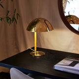 9209 Table Lamp: LS