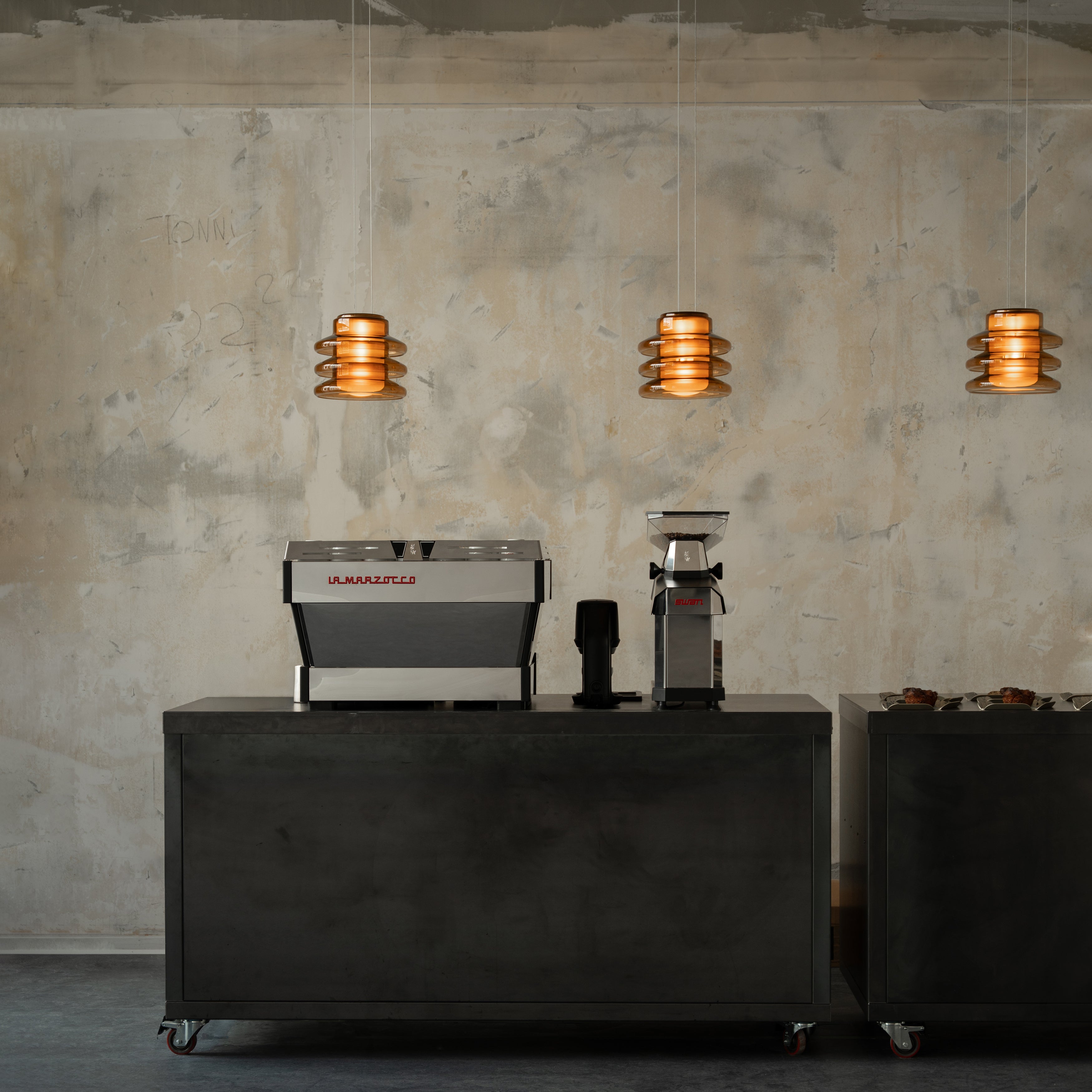 Pace 28 Pendant Light