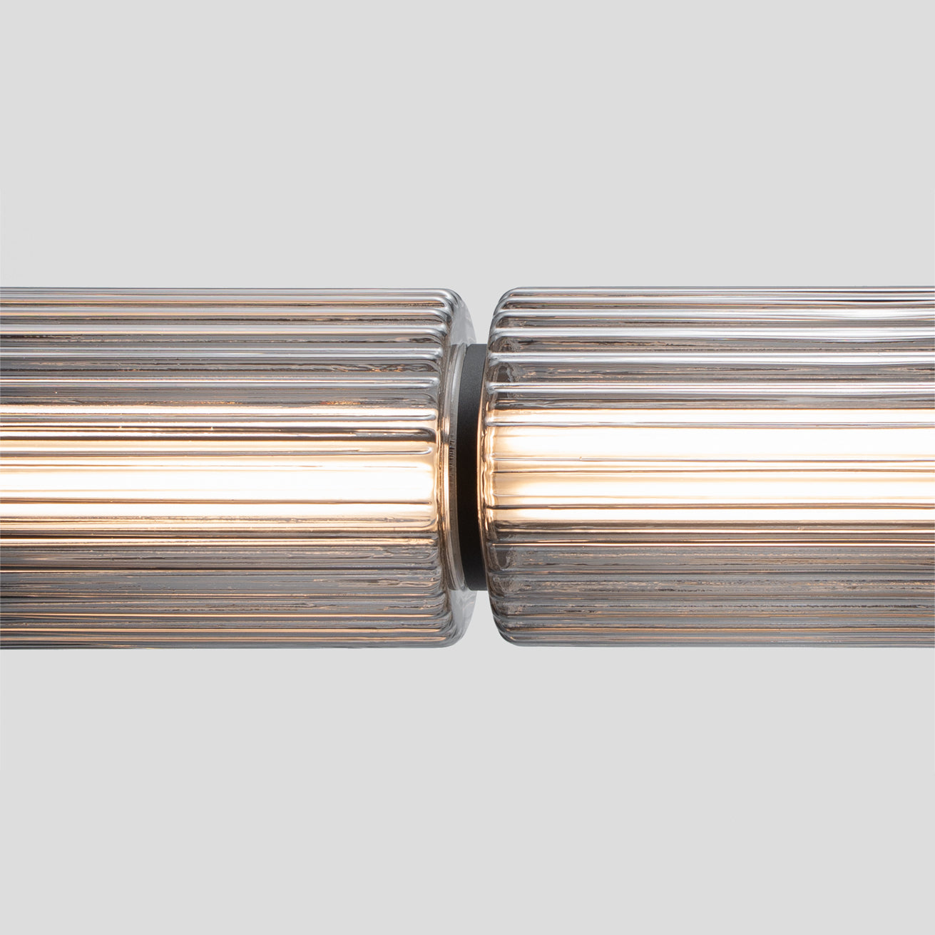 Column 175 Horizontal Pendant: 8 Units