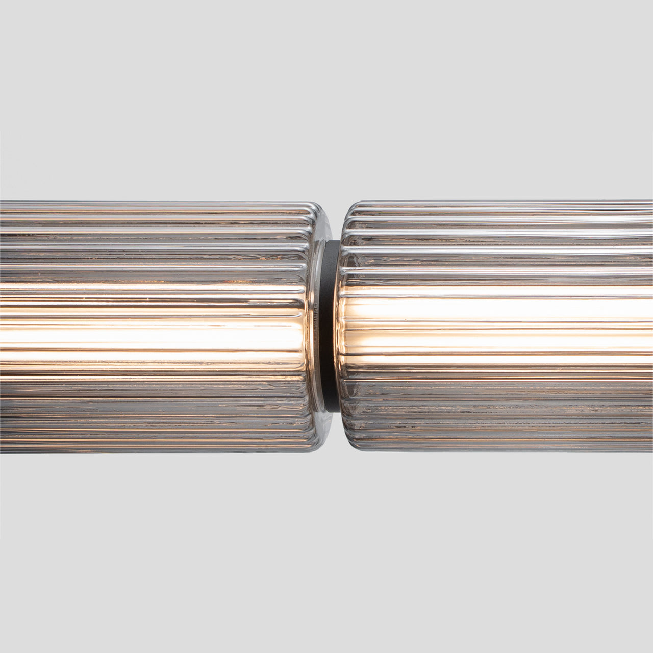 Column 175 Horizontal Pendant: 8 Units