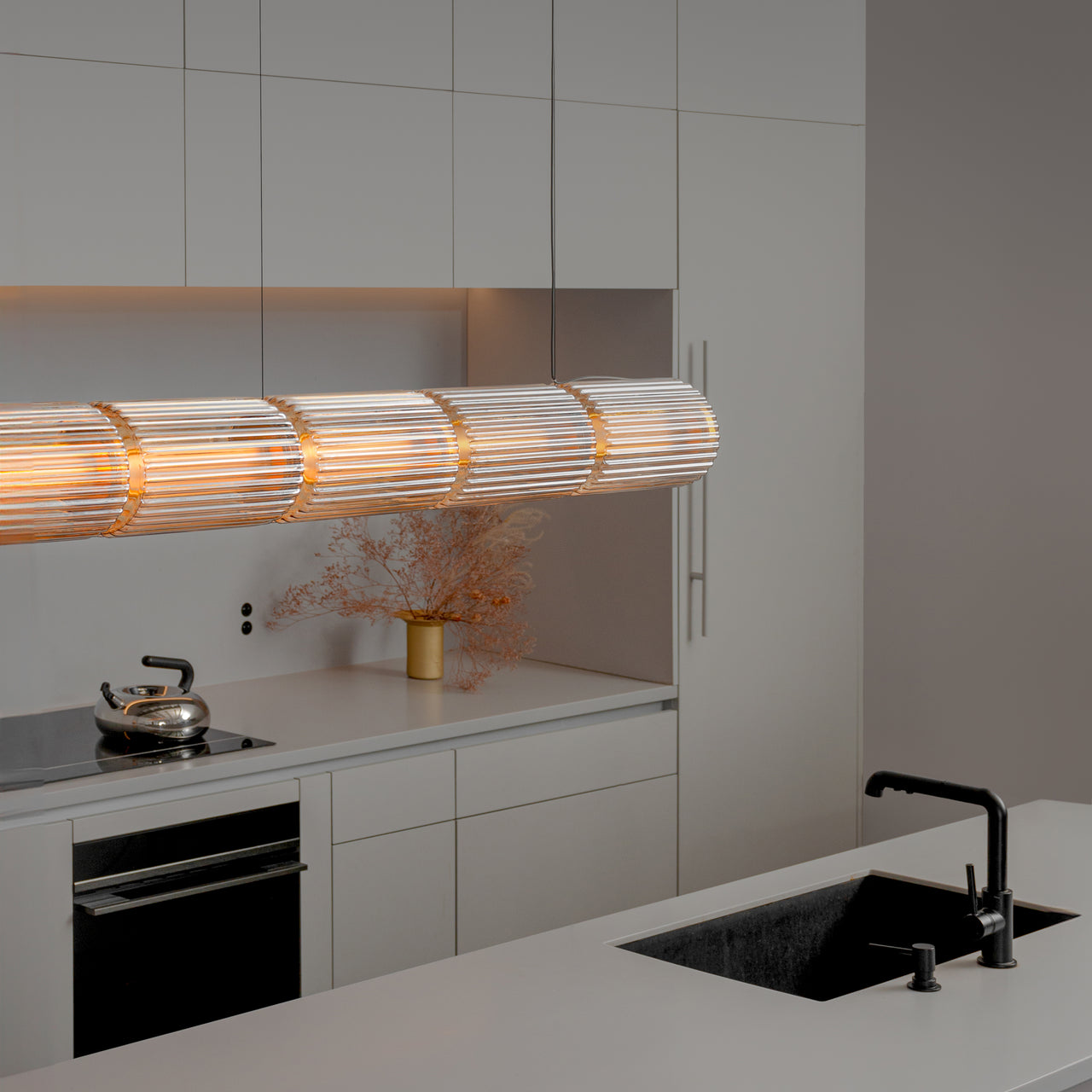 Column 175 Horizontal Pendant: 10 Units