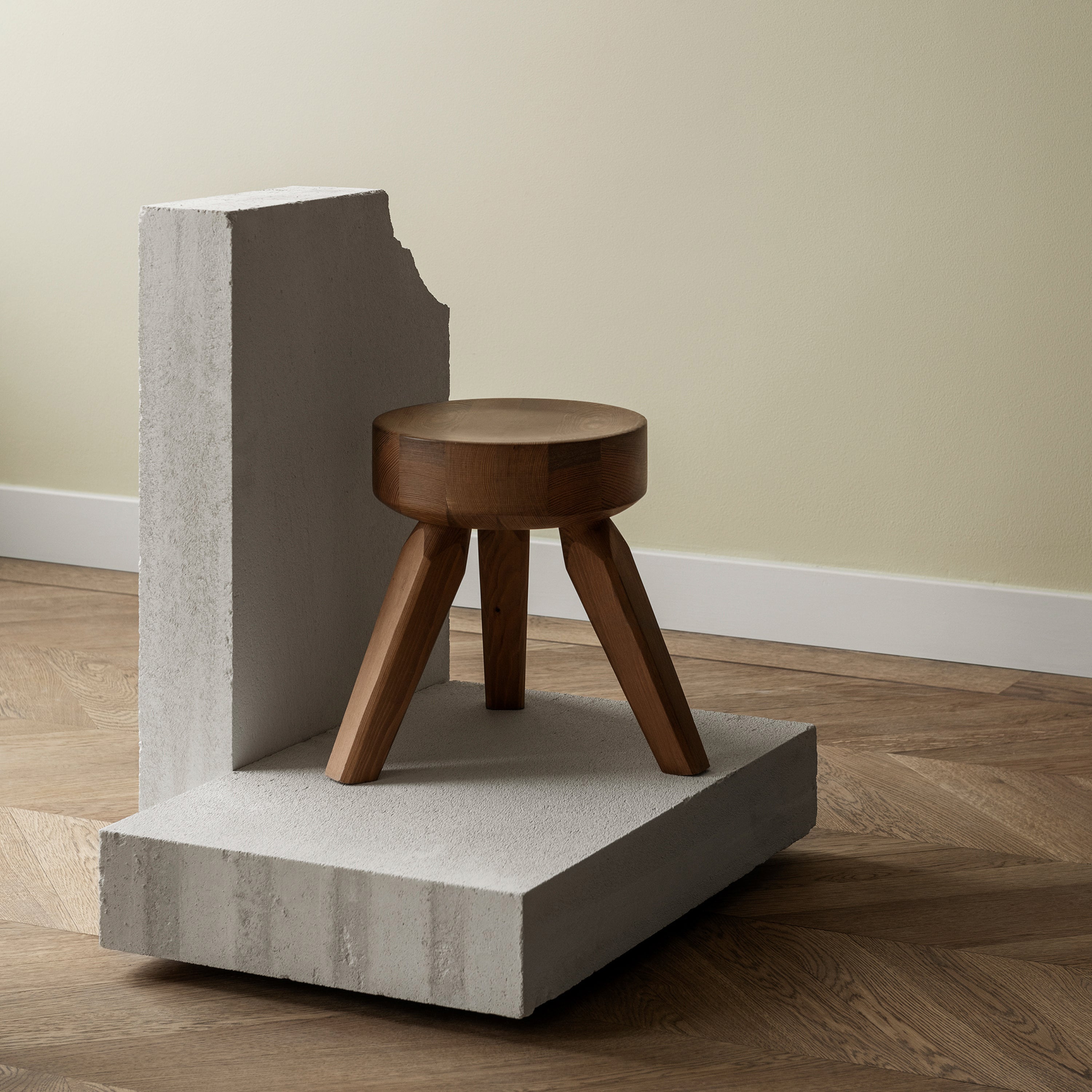 AML Stool: LS