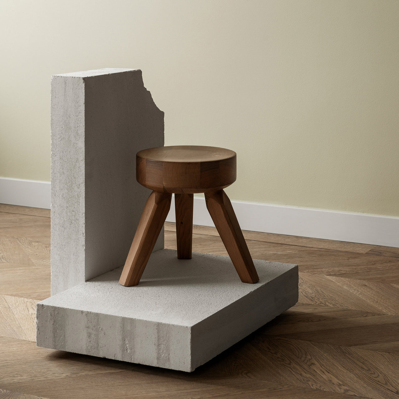 AML Stool: LS