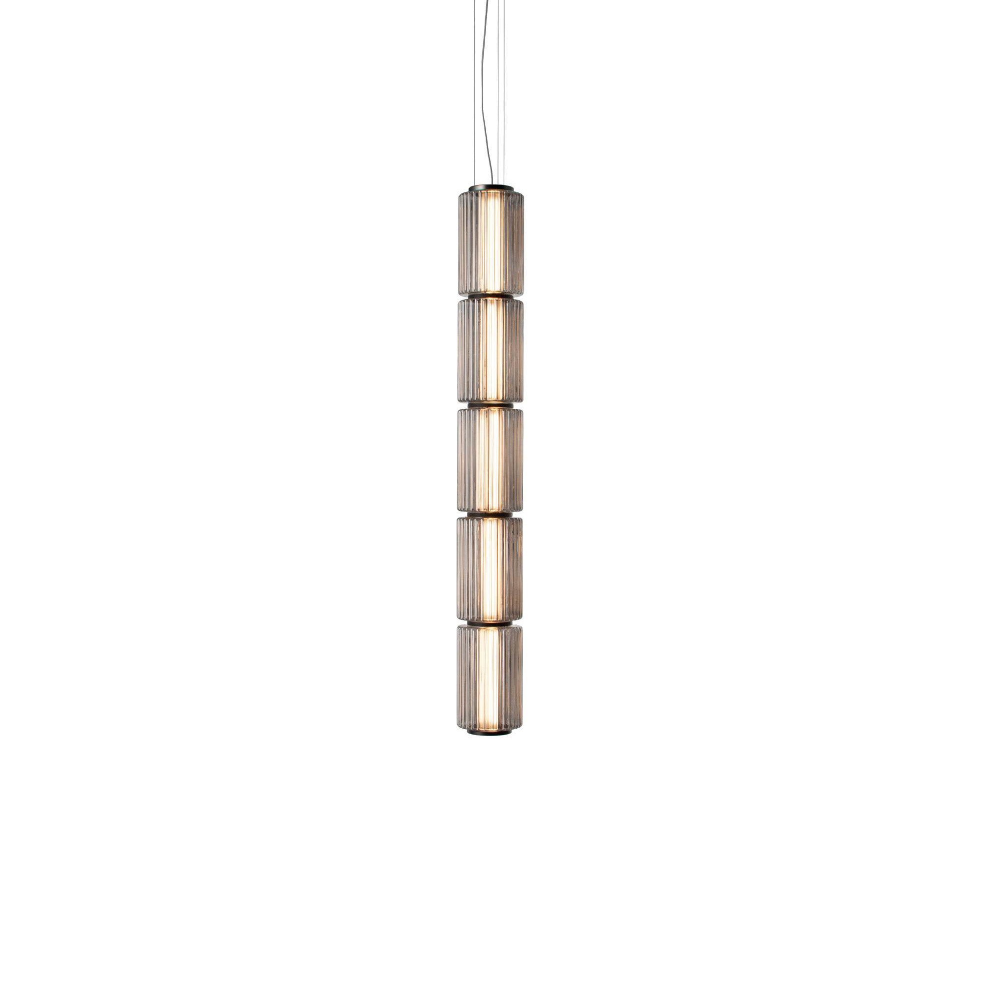 Column 175 Vertical Pendant: 5 Units + Carbon