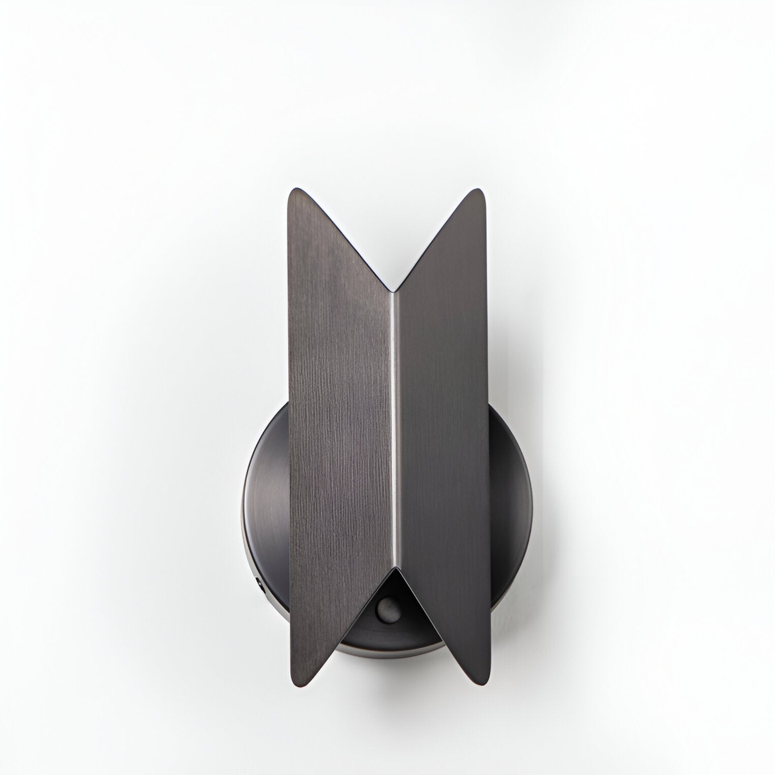 Pirouette Wall Light: V1