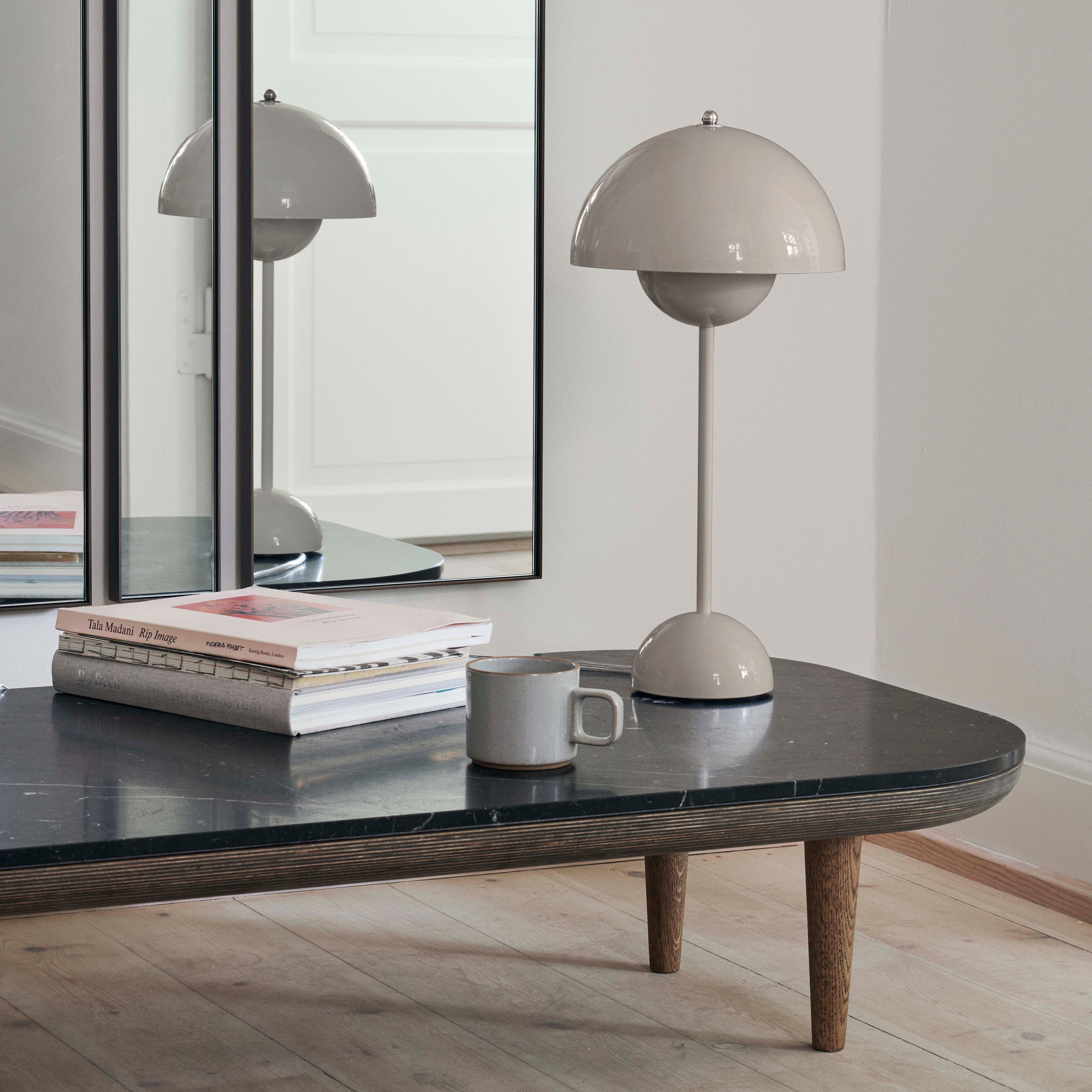 Fly Series SC5 Coffee Table