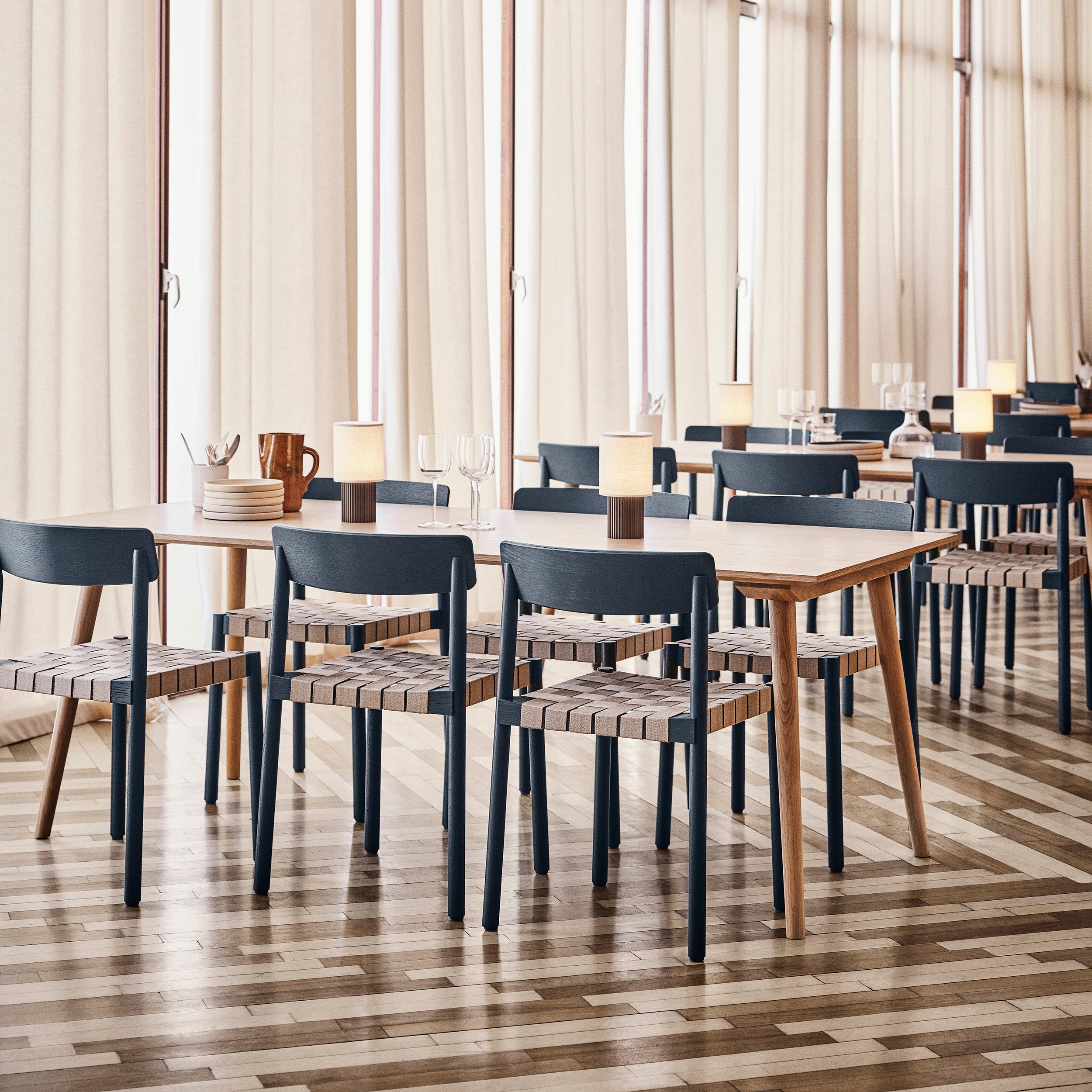 In Between Rectangular Dining Table SK5 + SK6