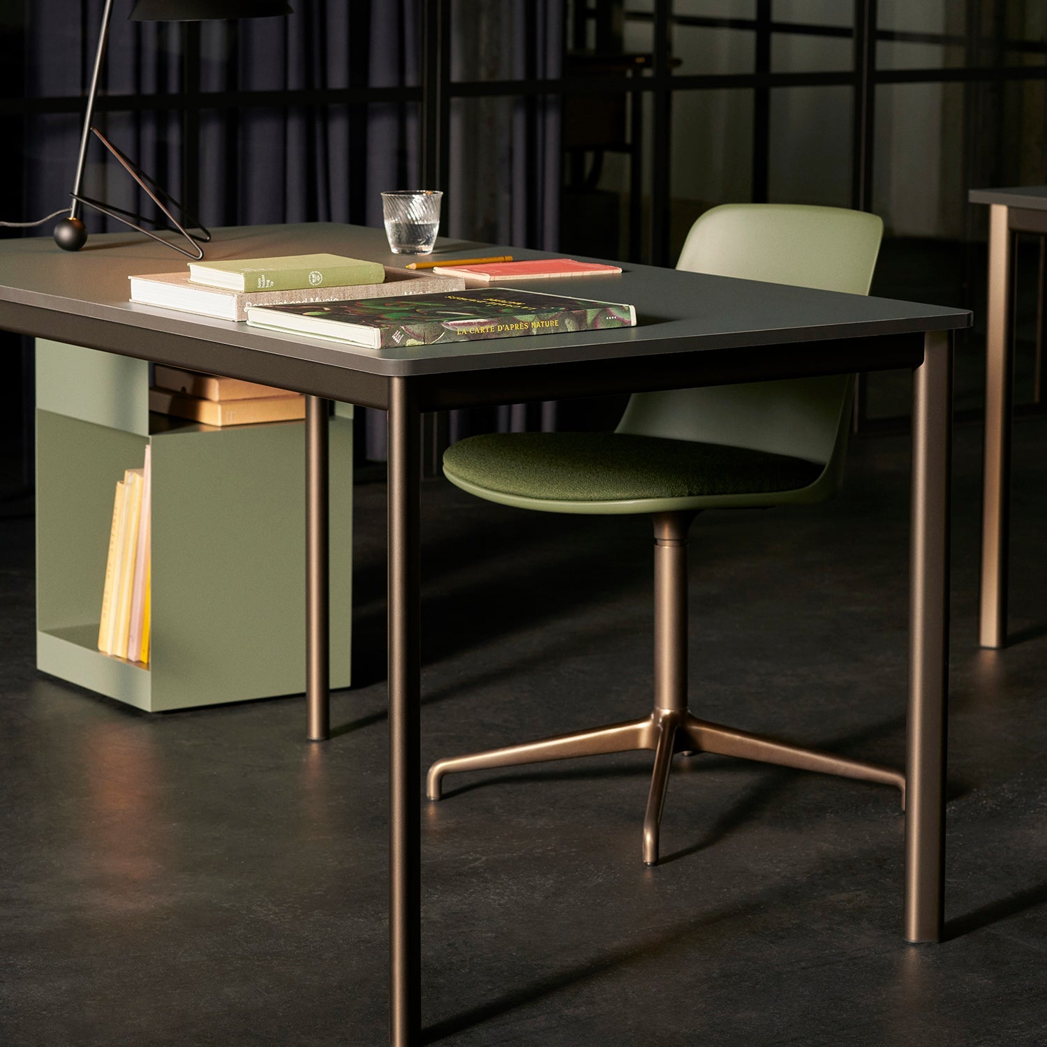Rely Chair HW12