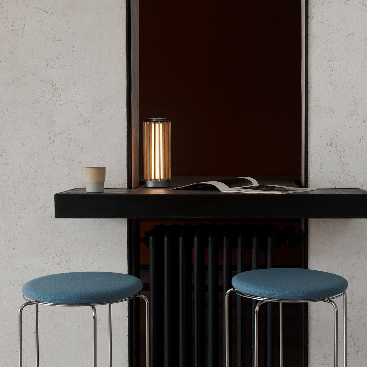 Wire Bar + Counter Stool: VP16 + VP15 + LS