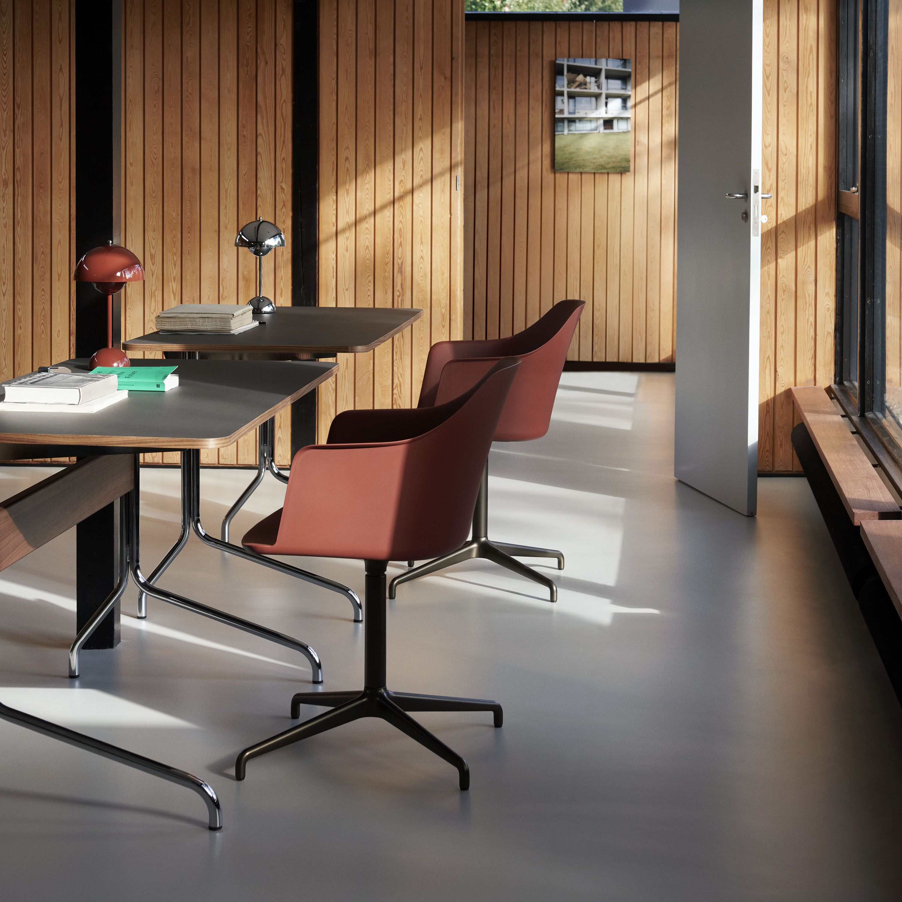 Rely Armchair HW43