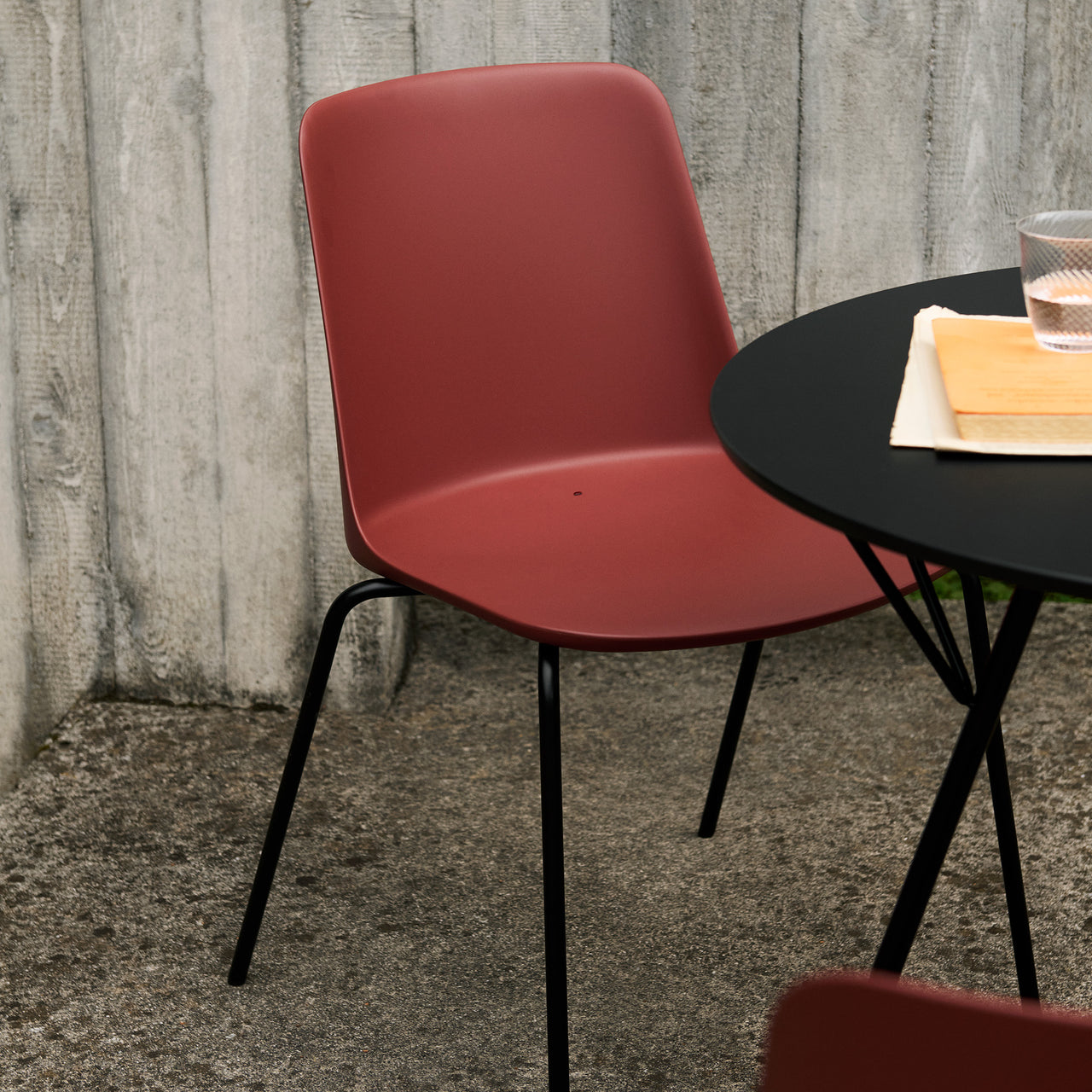 Rely Outdoor Side Chair: HW138
