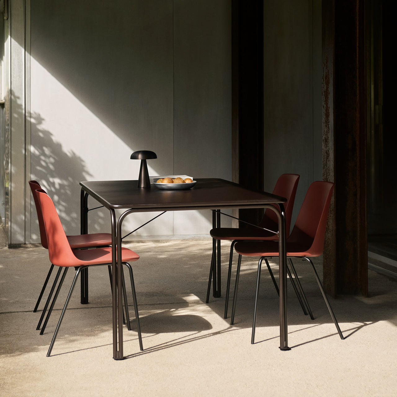 Rely Outdoor Side Chair: HW138