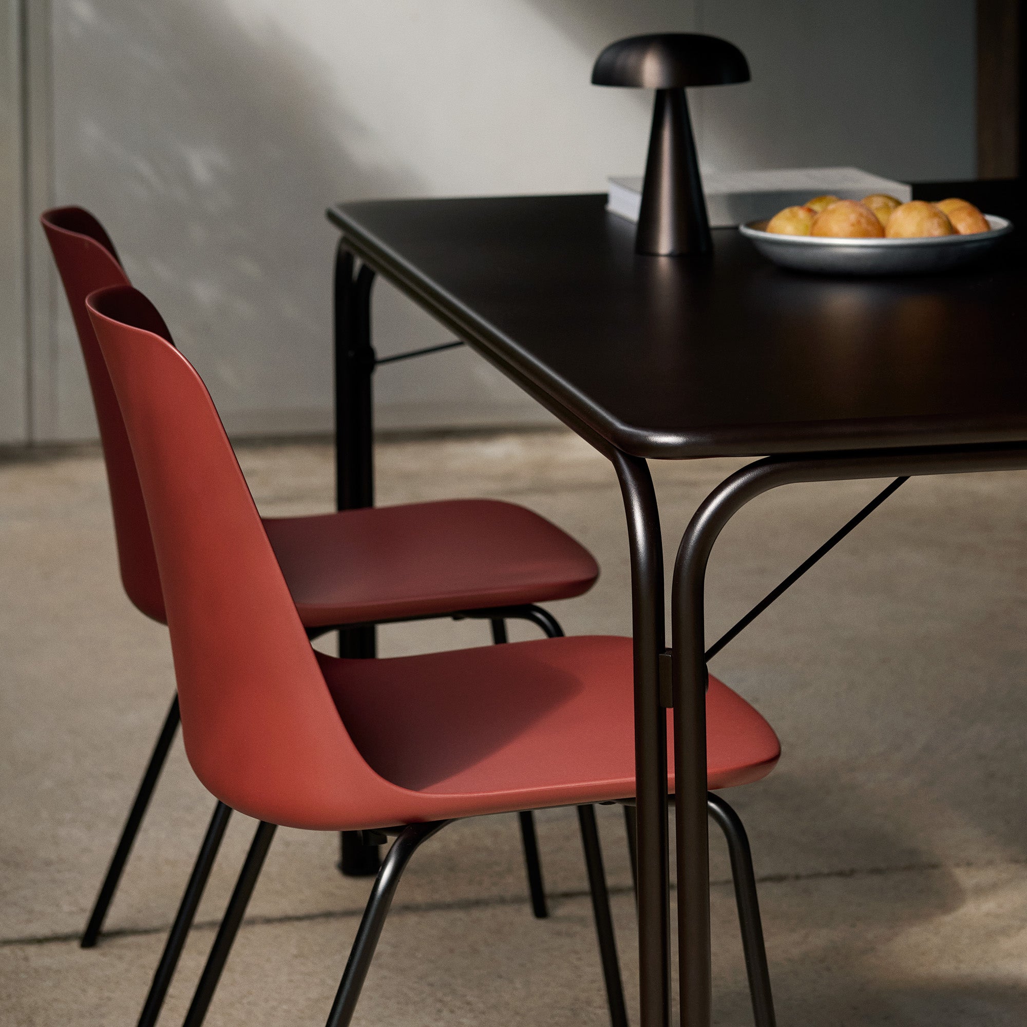 Rely Outdoor Side Chair: HW138