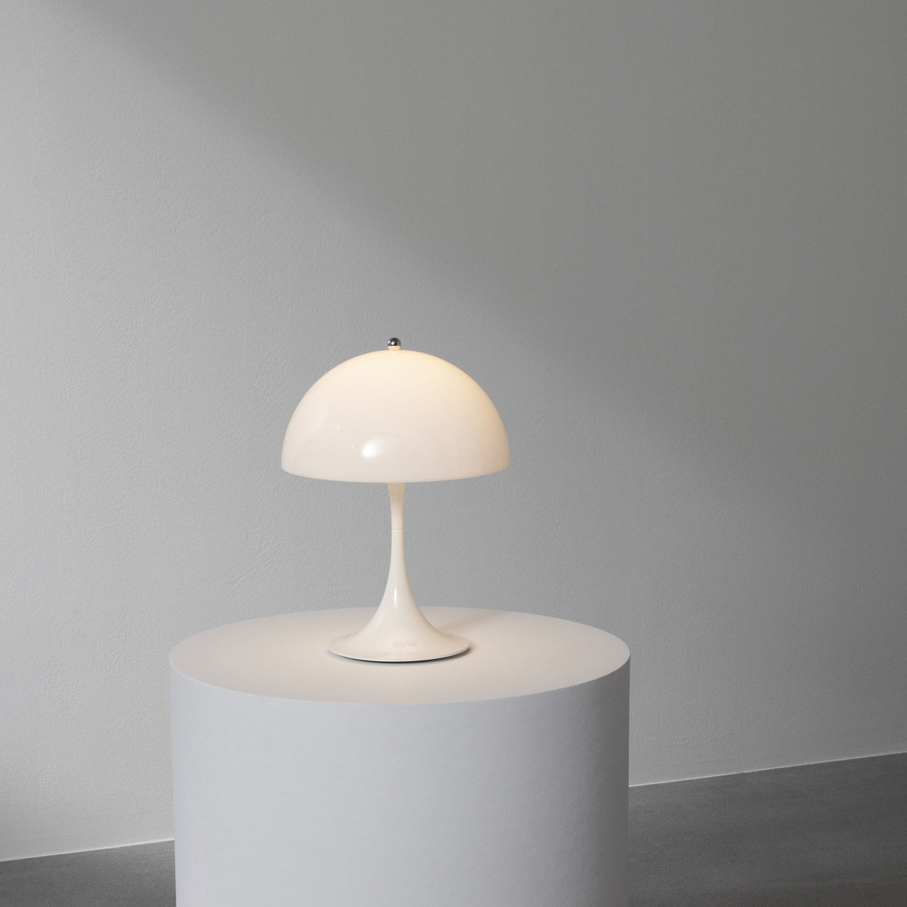 Panthella 250 Table Lamp by Louis Poulsen, 5744162555