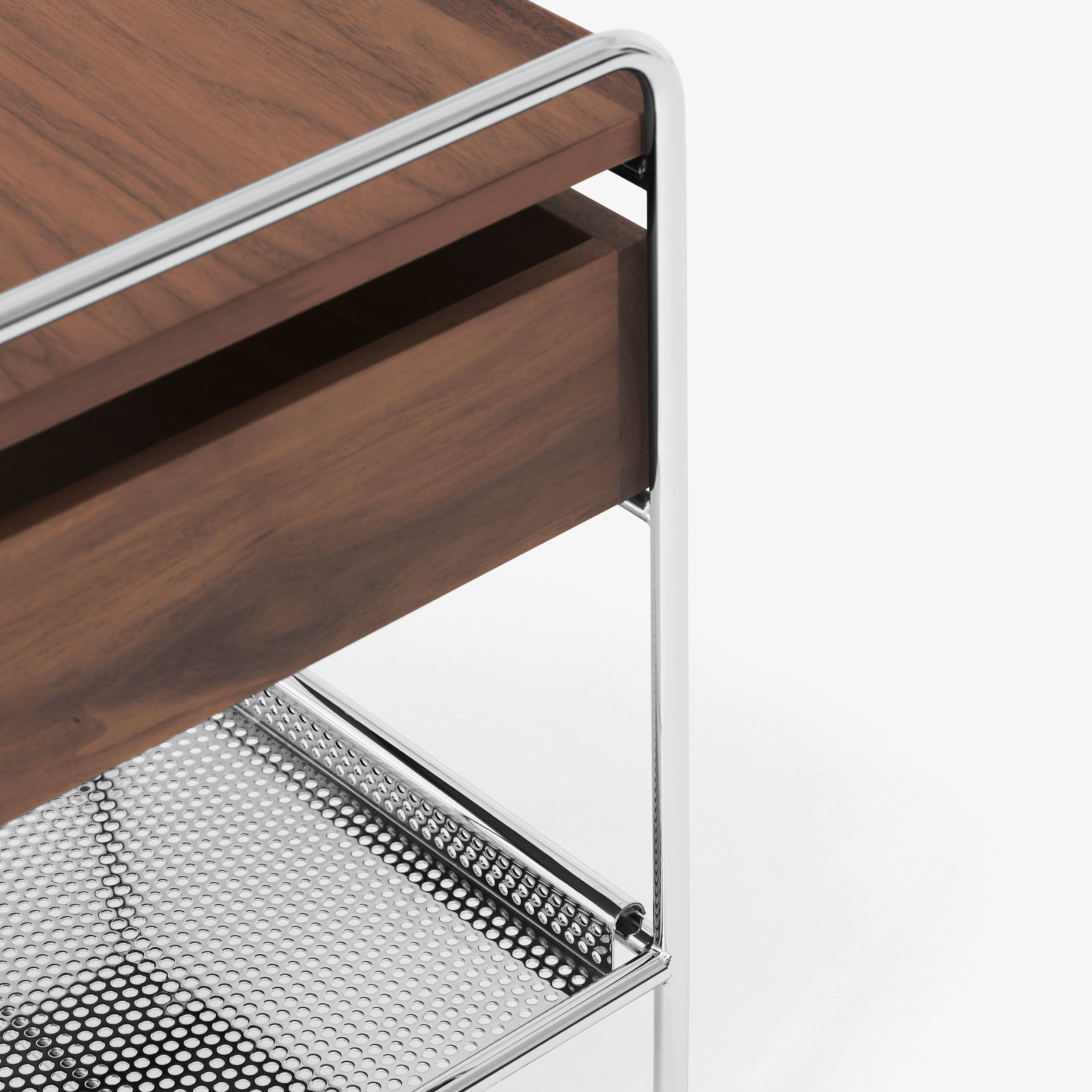 Alima Side Table: NDS3 + DI