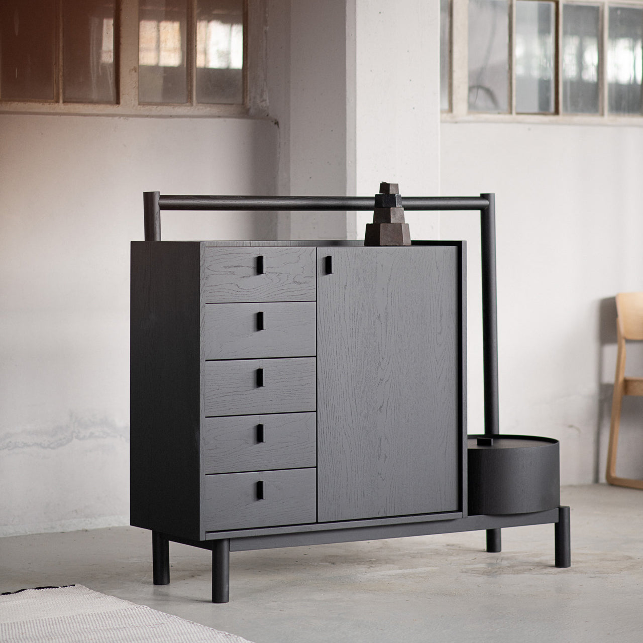 Umu Cabinet