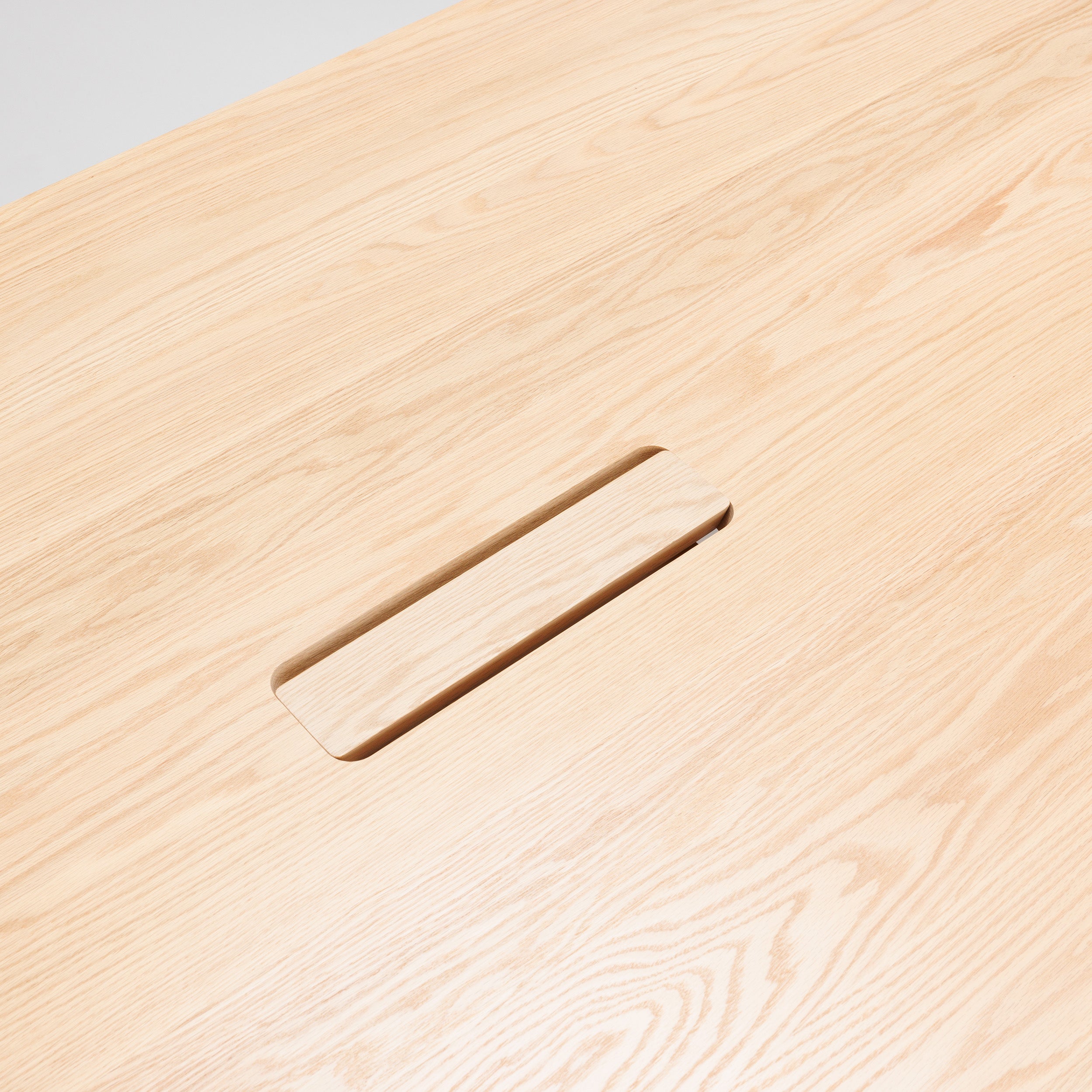 Koyabari Table