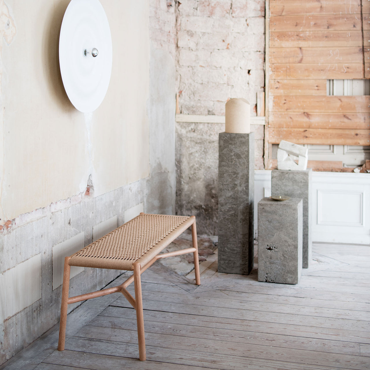 Ariake Bench: Leather Strap