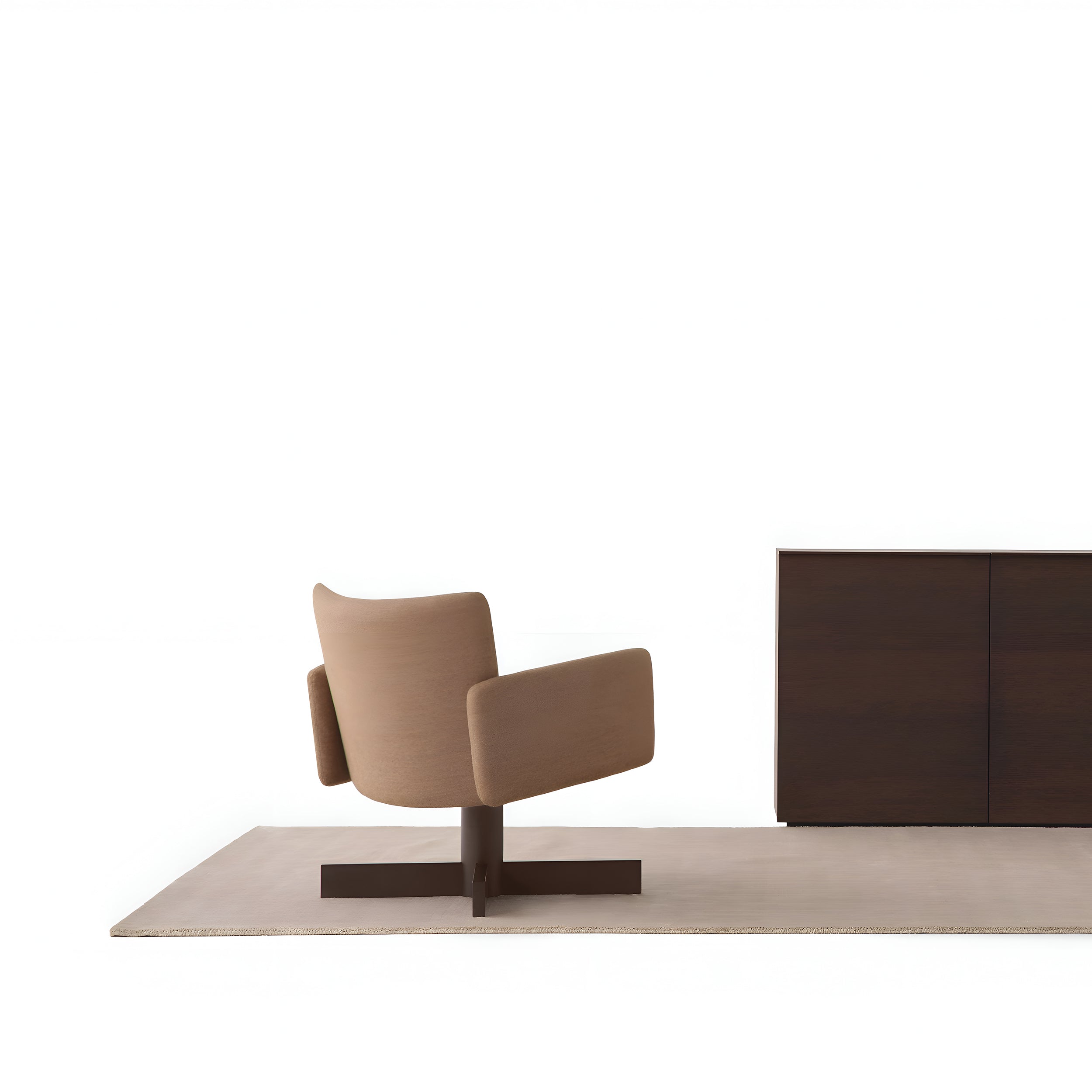 Avant Lounge Chair: LS