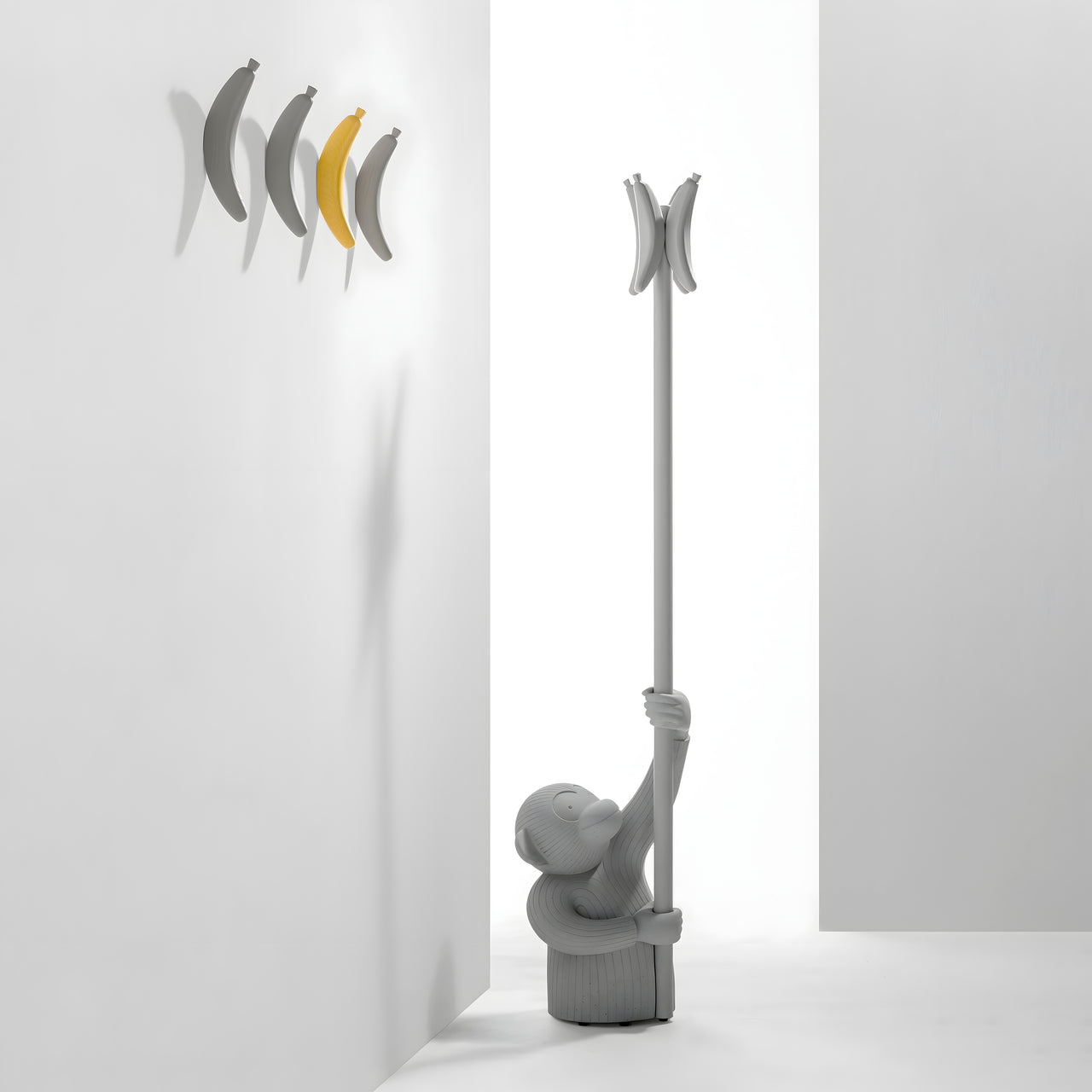Monkey Coat Stand: Quick Ship