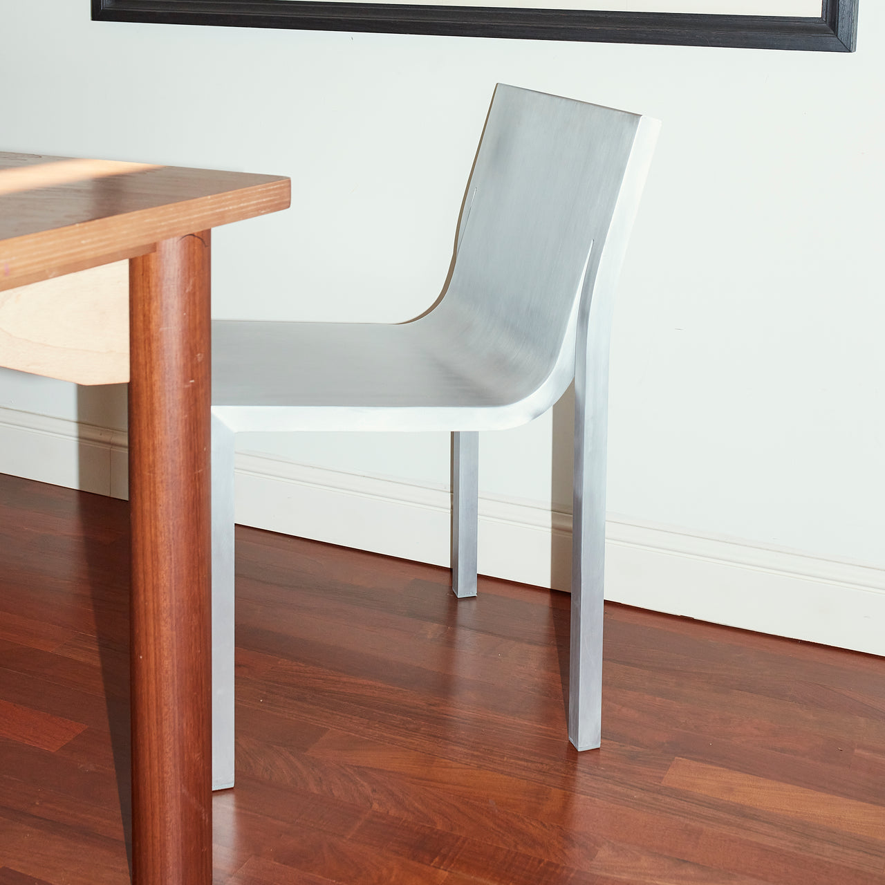 Stedelijk Stacking Chair - Aluminum: Quick Ship