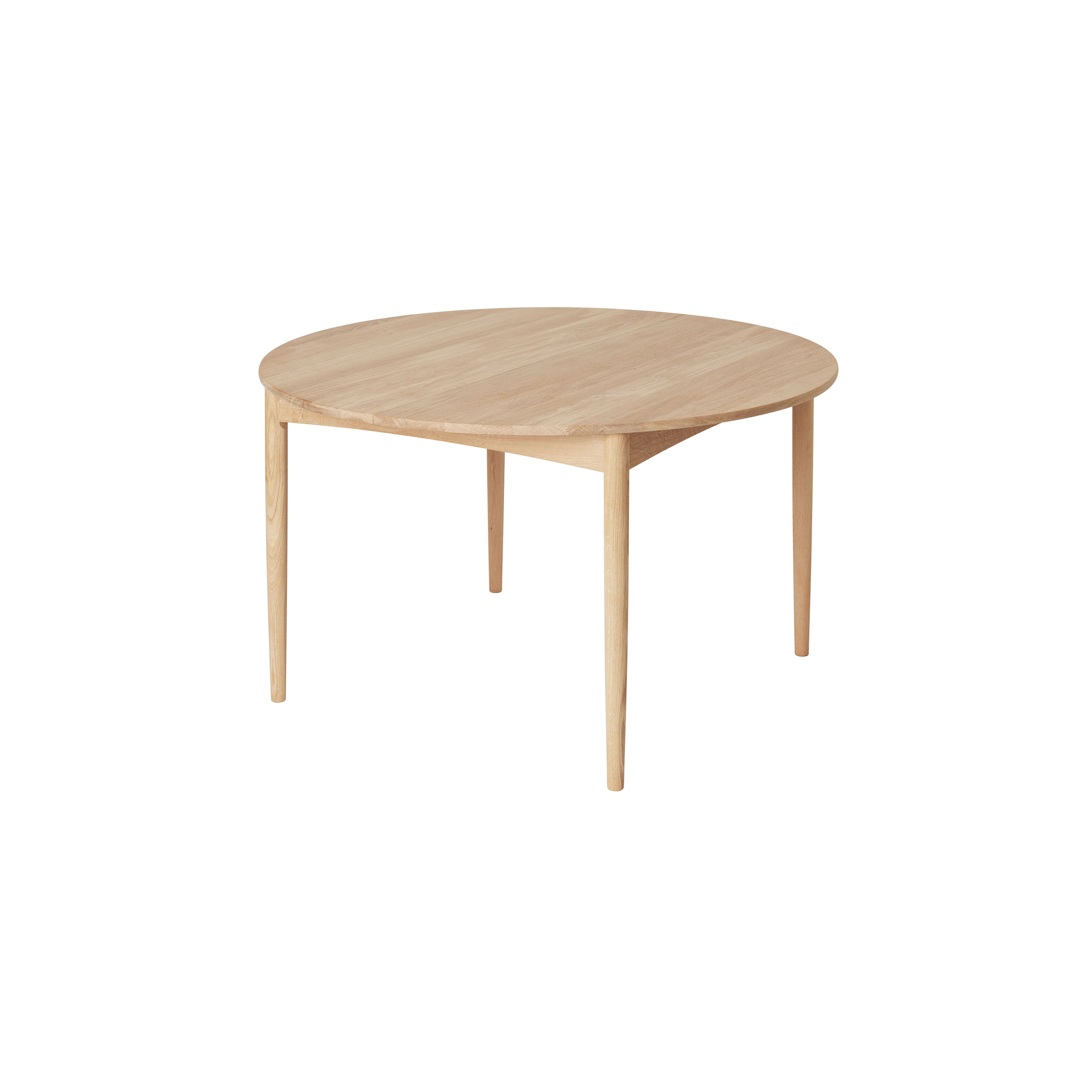 BM0121 Extendable Table: Soaped Oak + Without Leaf