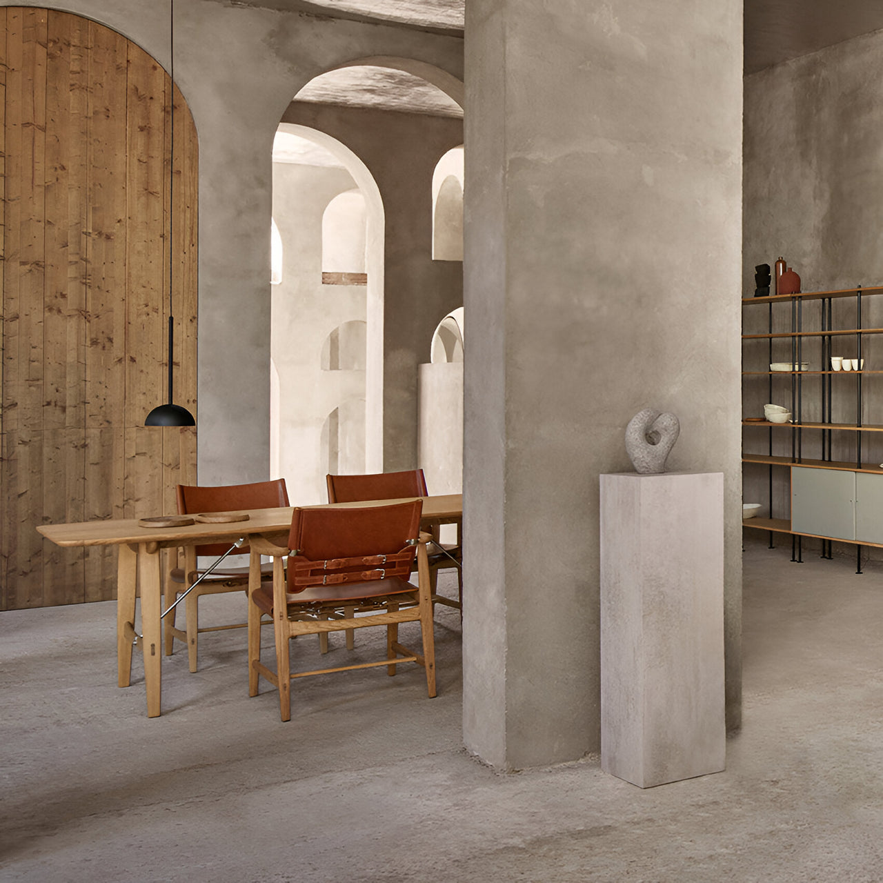 BM1106 Huntsman Chair