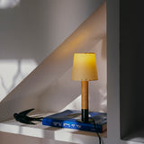 Básica Mínima Table Lamp - Quick ship