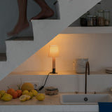 Básica Mínima Table Lamp - Quick ship