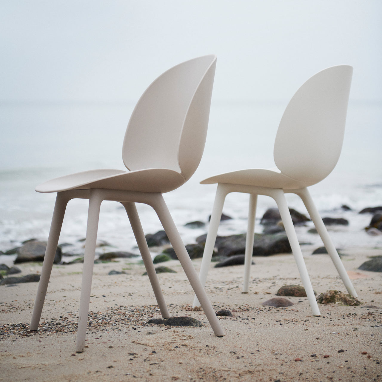Beetle Outdoor Dining Chair: Plastic Base