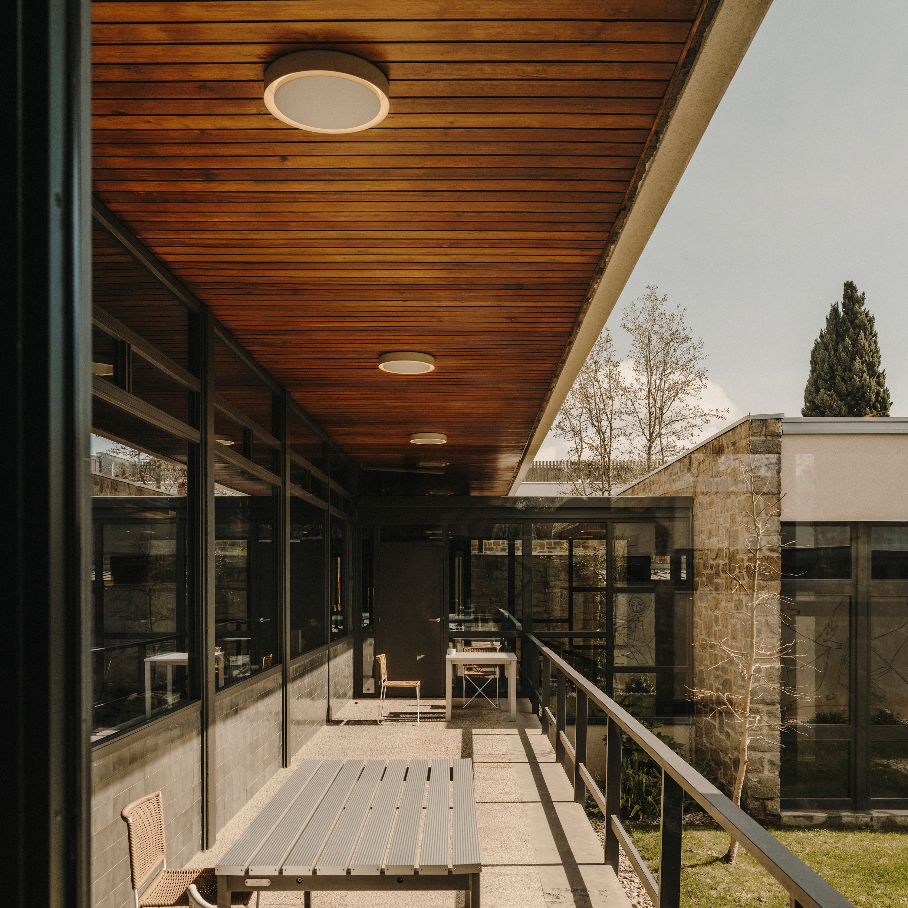 Amigo Wall Lamp: Outdoor