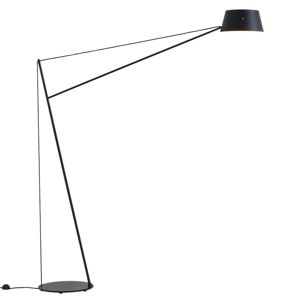 Spar Floor Light: Black