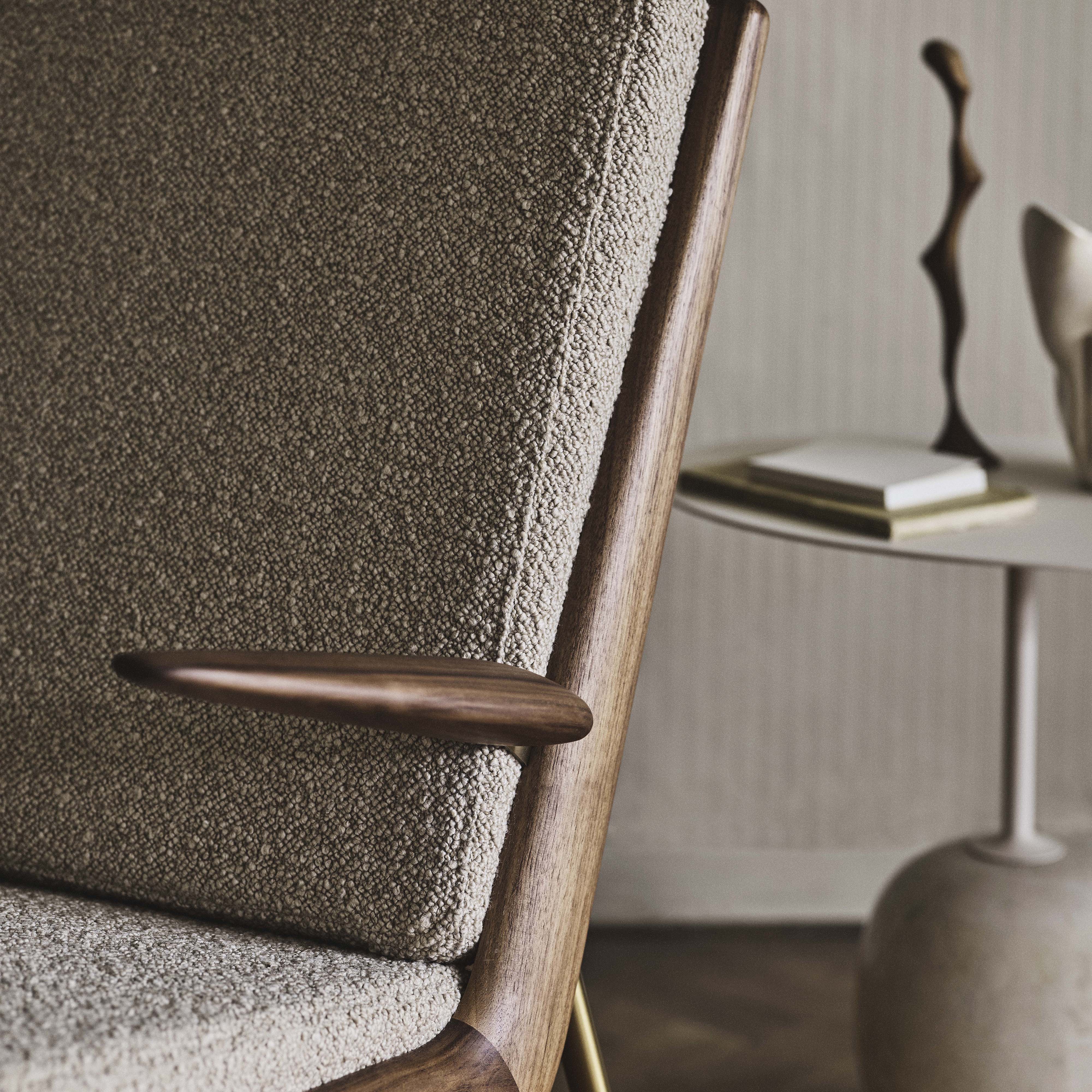 Boomerang Lounge Armchair: HM2 + DI
