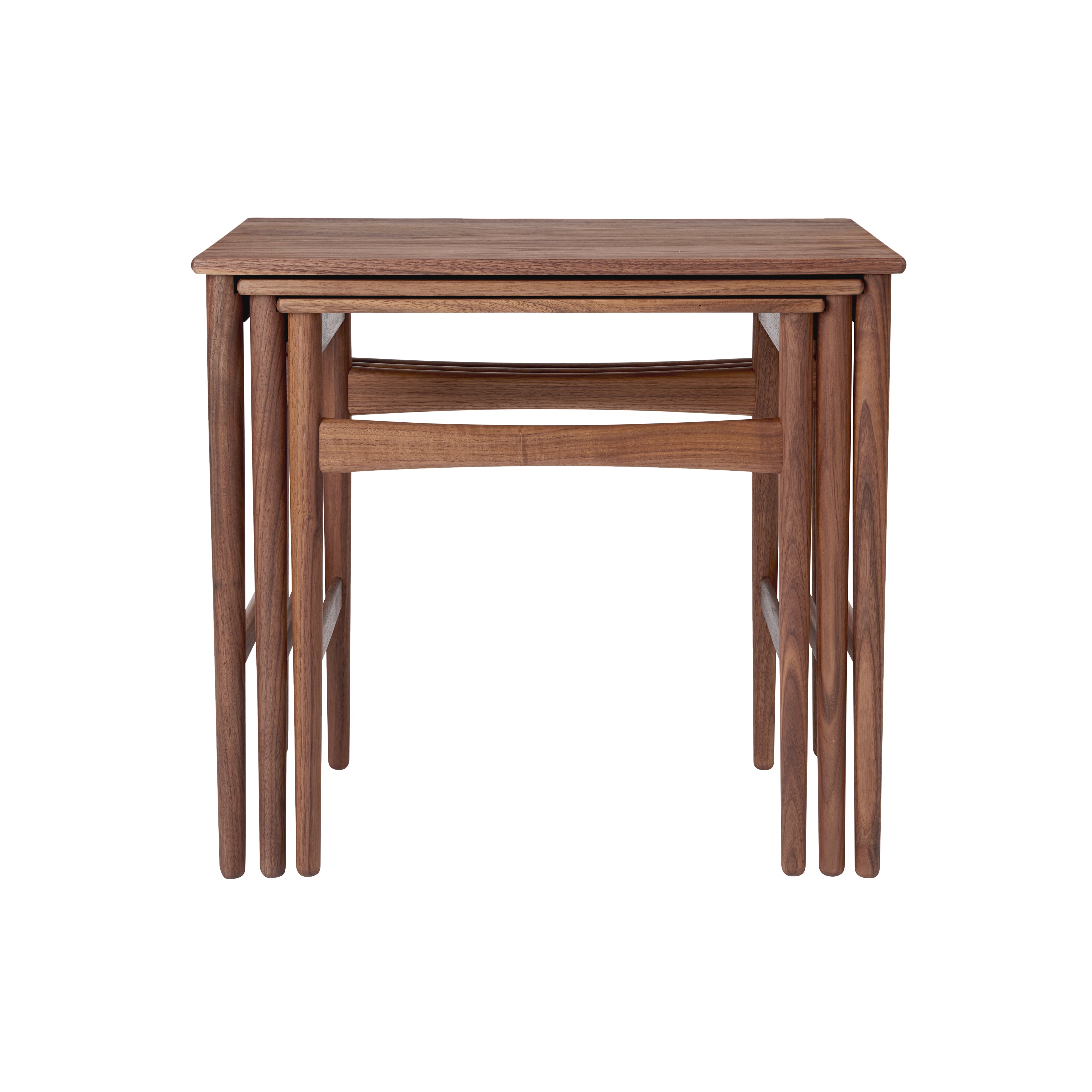 CH004 Nesting Tables: Set of 3 + Oiled Walnut