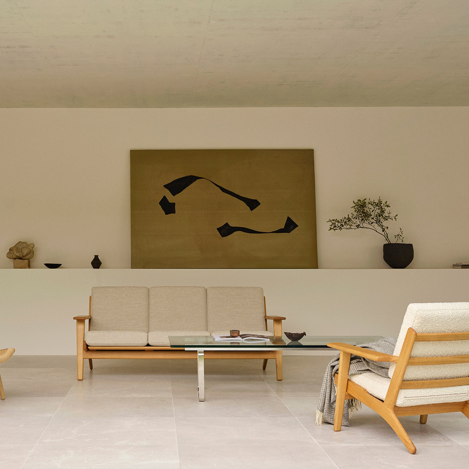 CH290 Lounge Chair